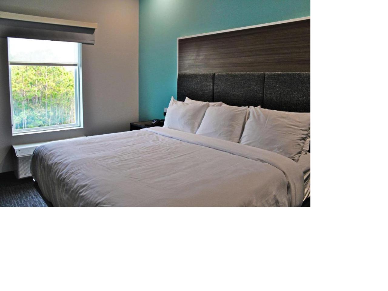 Standard King Room - Non Smoking - Photo 6