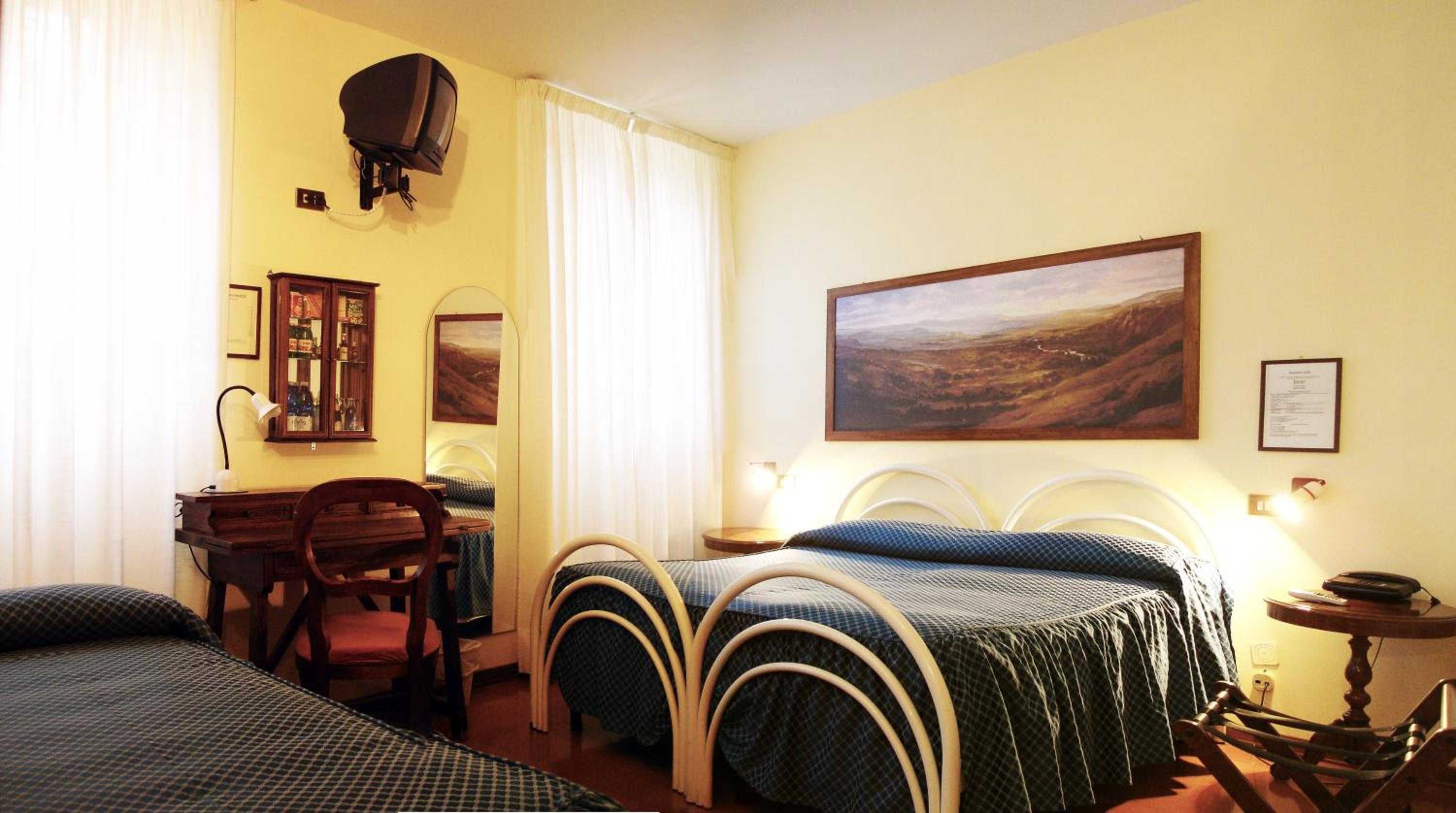 Double Room - Photo 32