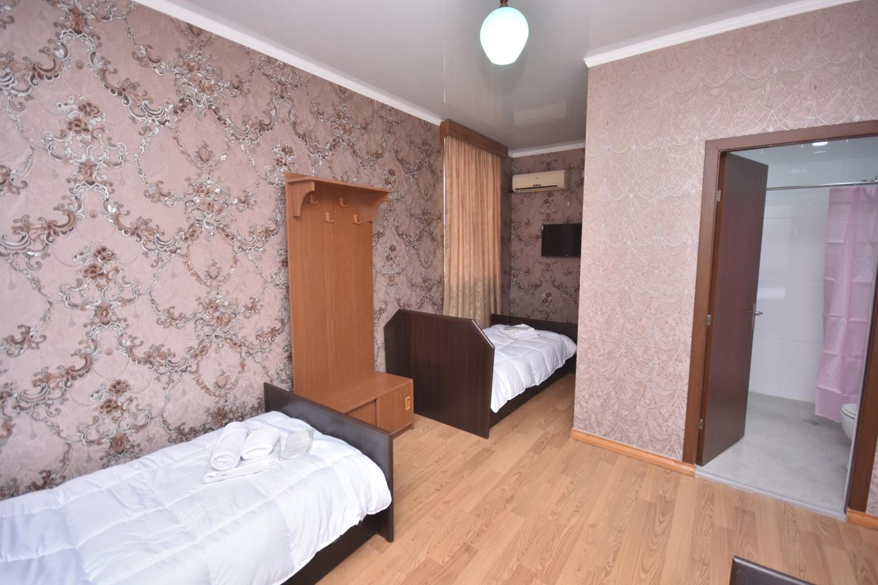 Classic Triple Room photo 2