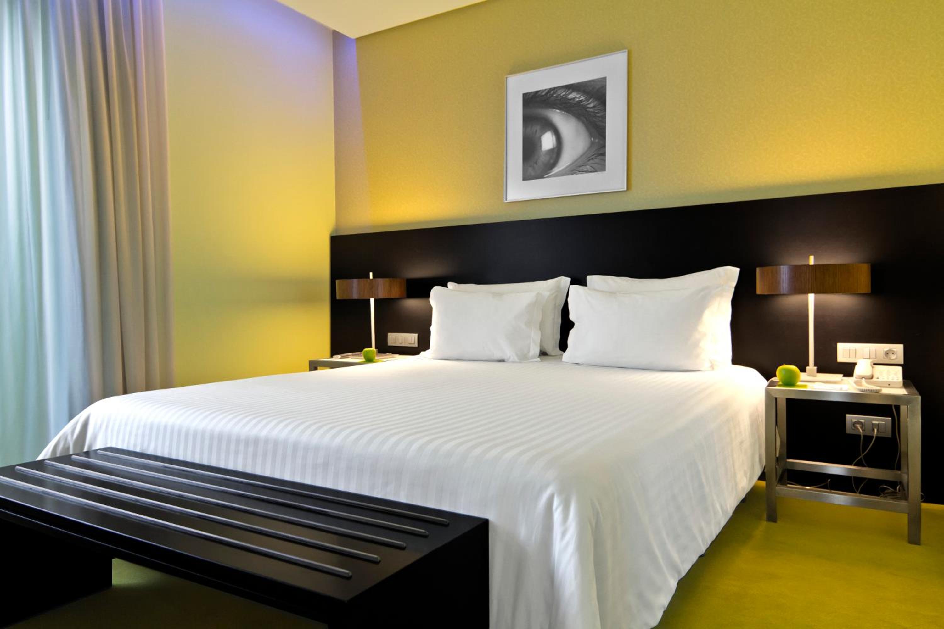 Double or Twin Room - Photo 3