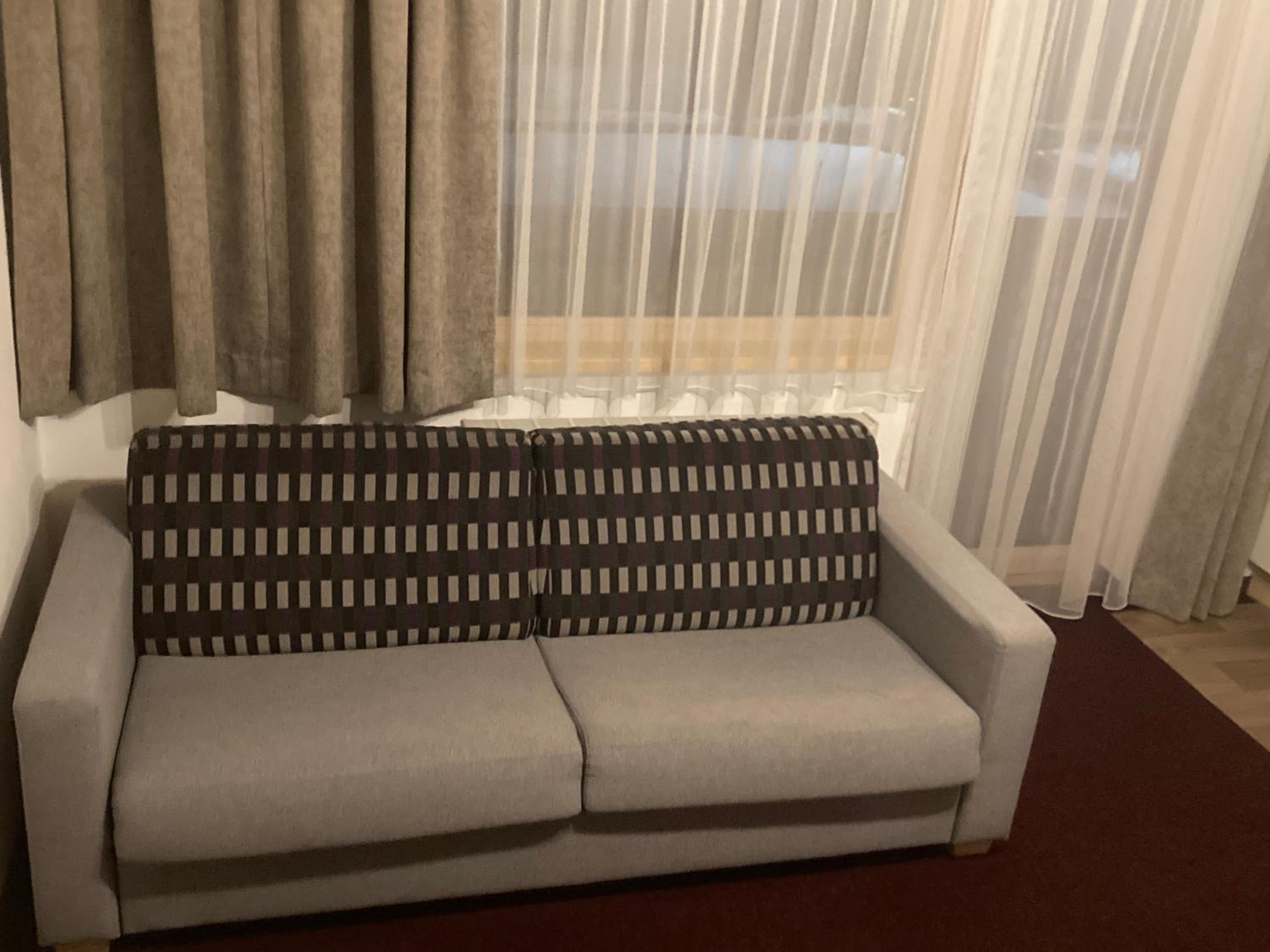 One-Bedroom Apartment with Oriel photo 1