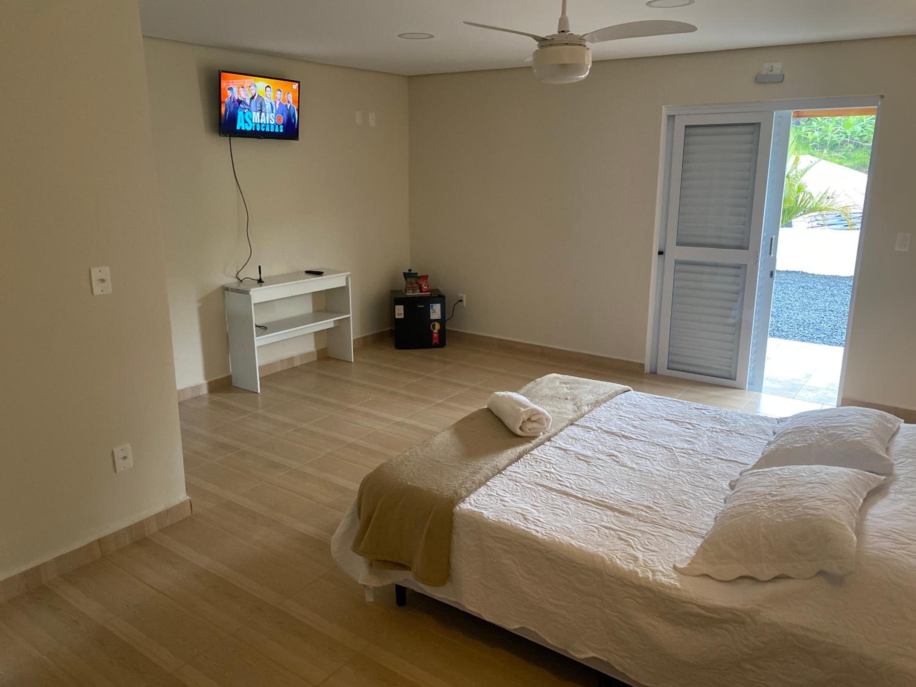 Double Room - Photo 8