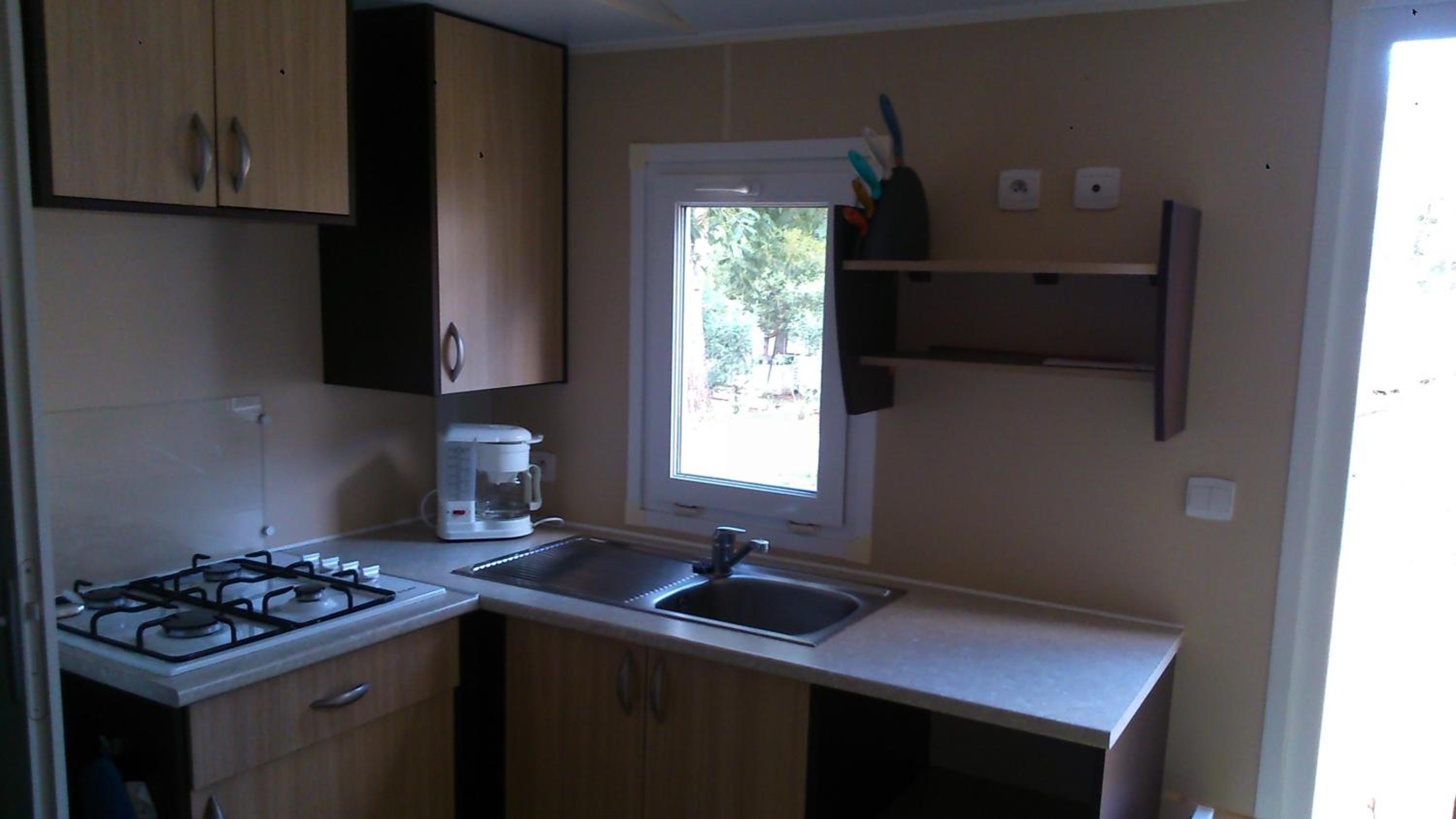 Superior Mobile Home with Air Conditioning