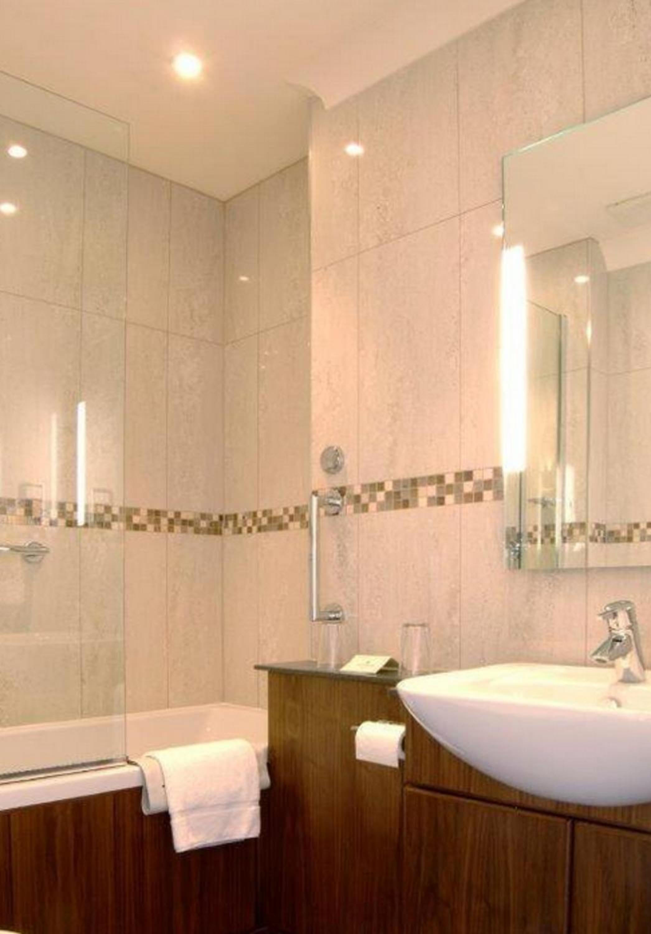 Double or Twin Room - Photo 8