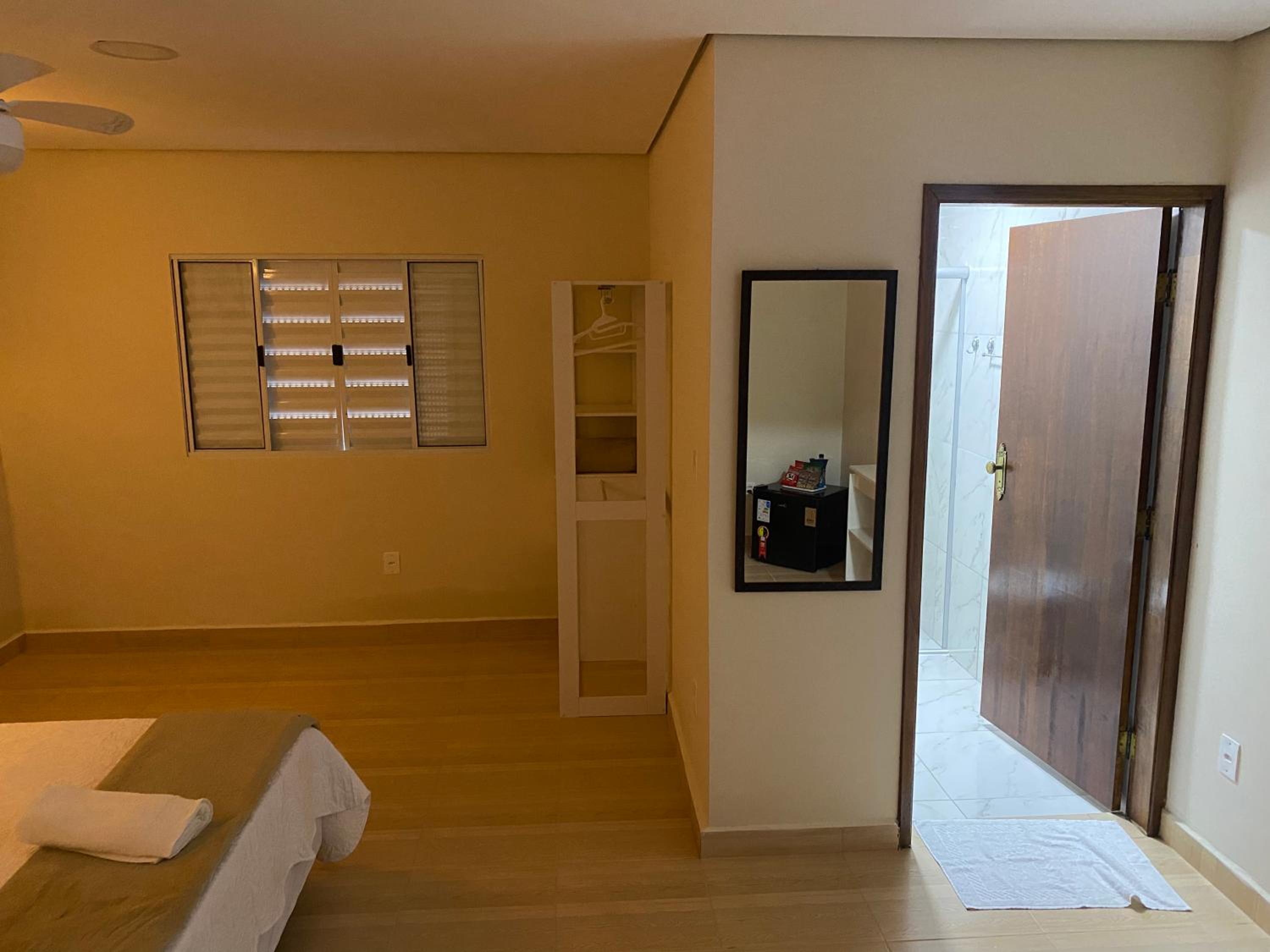 Double Room - Photo 6