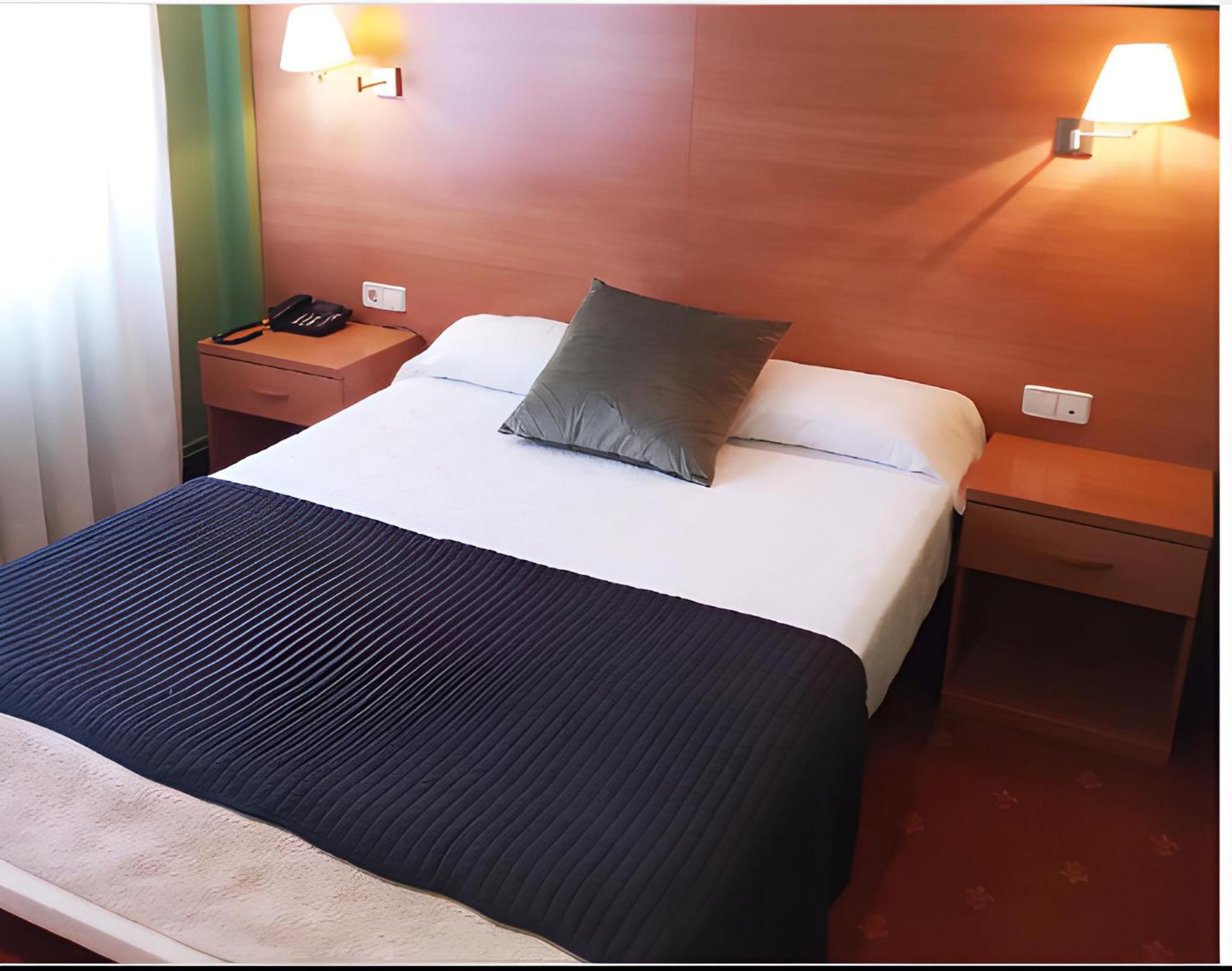 Single Room photo 3