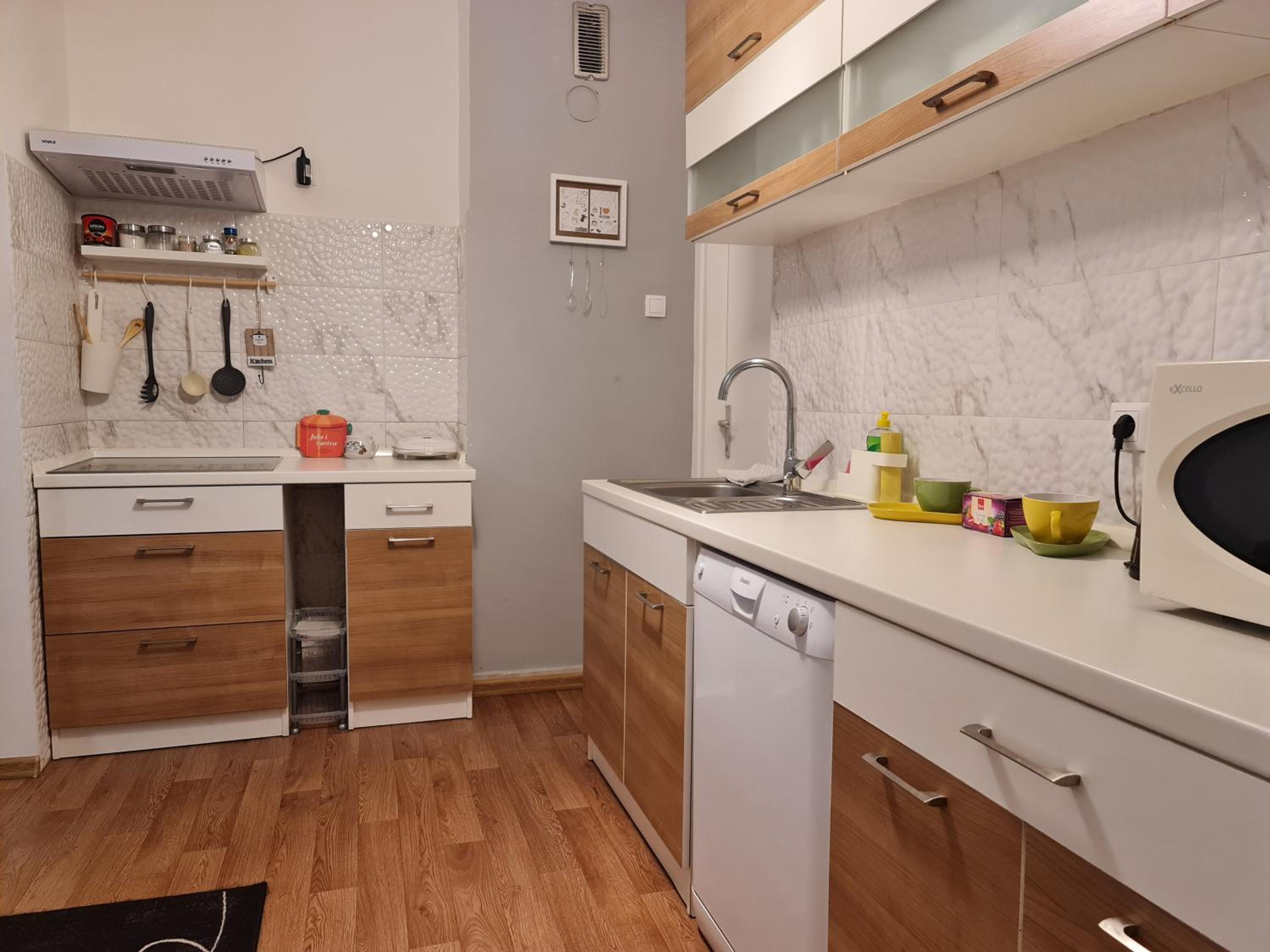 One-Bedroom Apartment - Photo 80