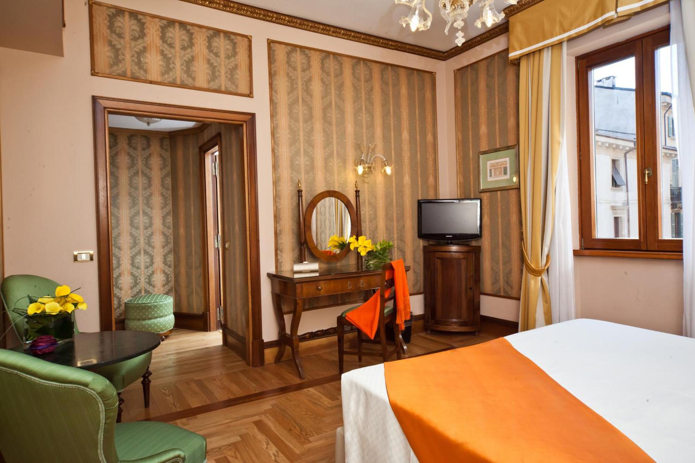 Grand Deluxe Double Room - Photo 2