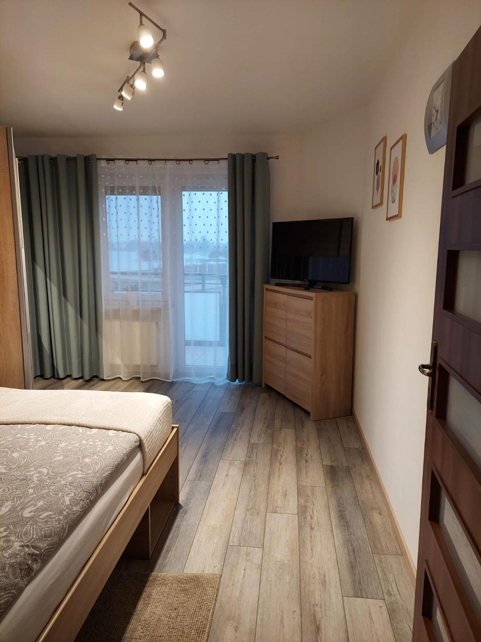 One-Bedroom Apartment photo 2