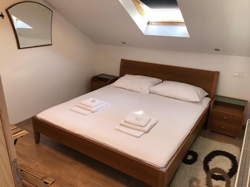 Deluxe Double or Twin Room photo 1
