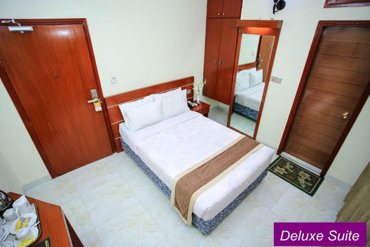 Deluxe Single Room