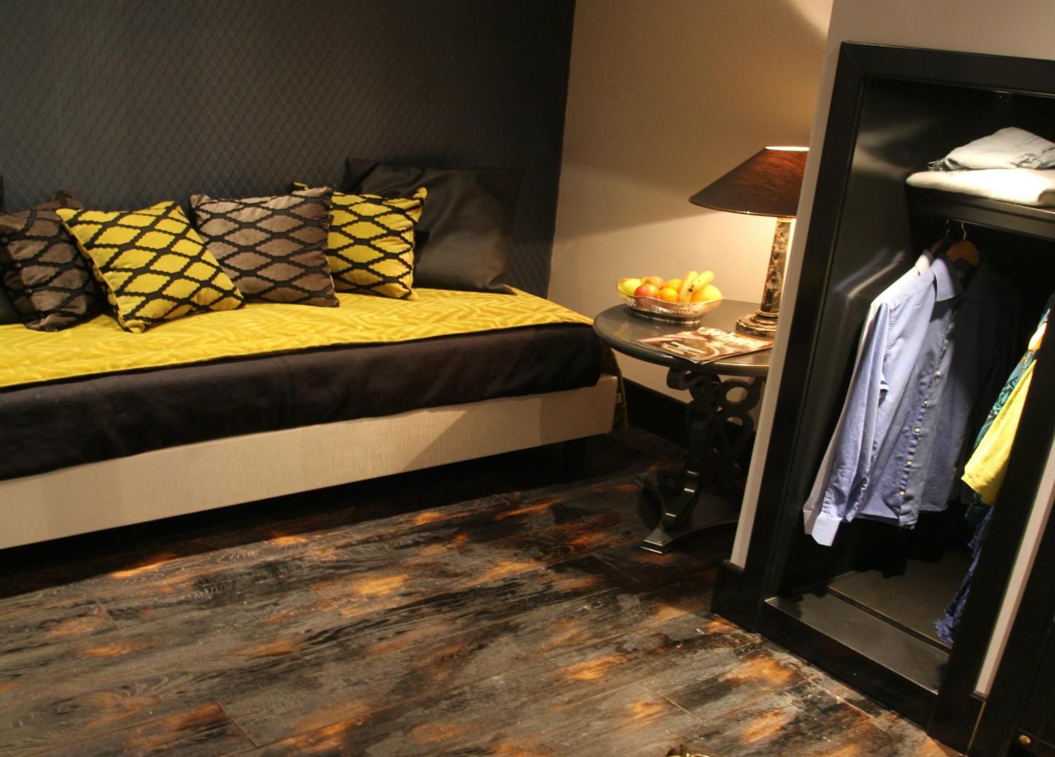 Junior Suite - Split Level (3 Adults) thumbnail 5