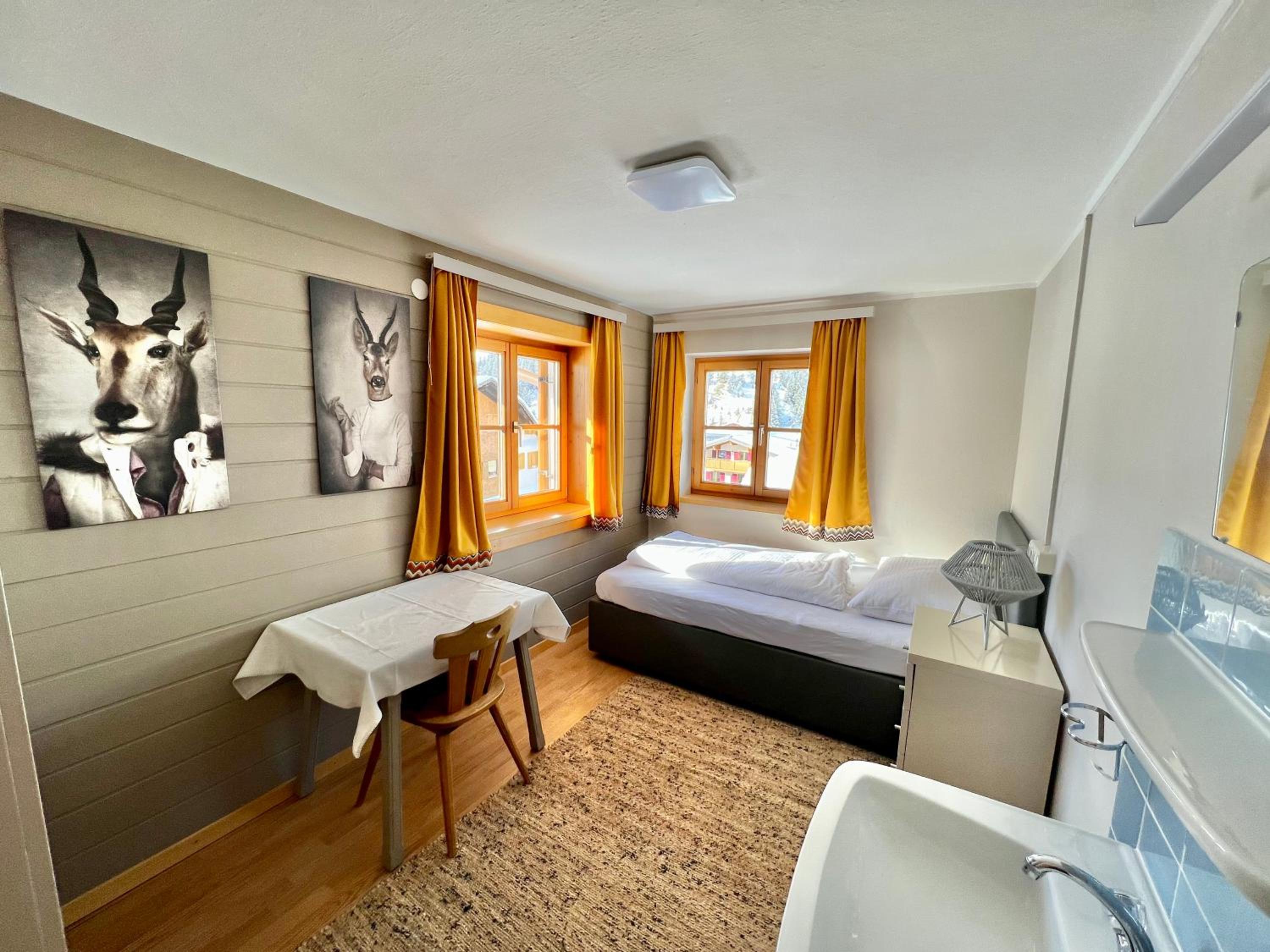 Comfort Single Room with Shared Bathroom photo 1