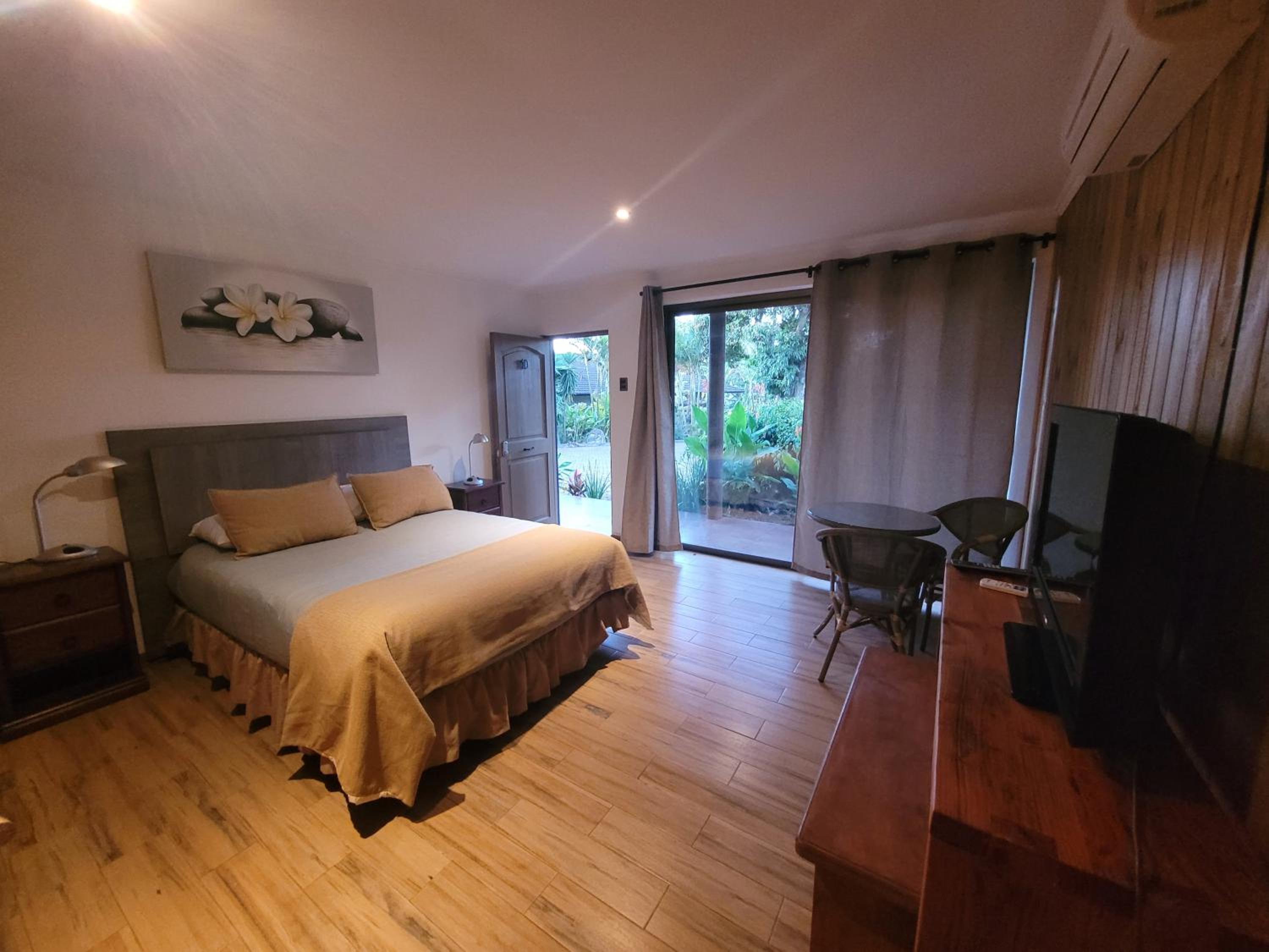 Double Room With Private Bathroom photo 3