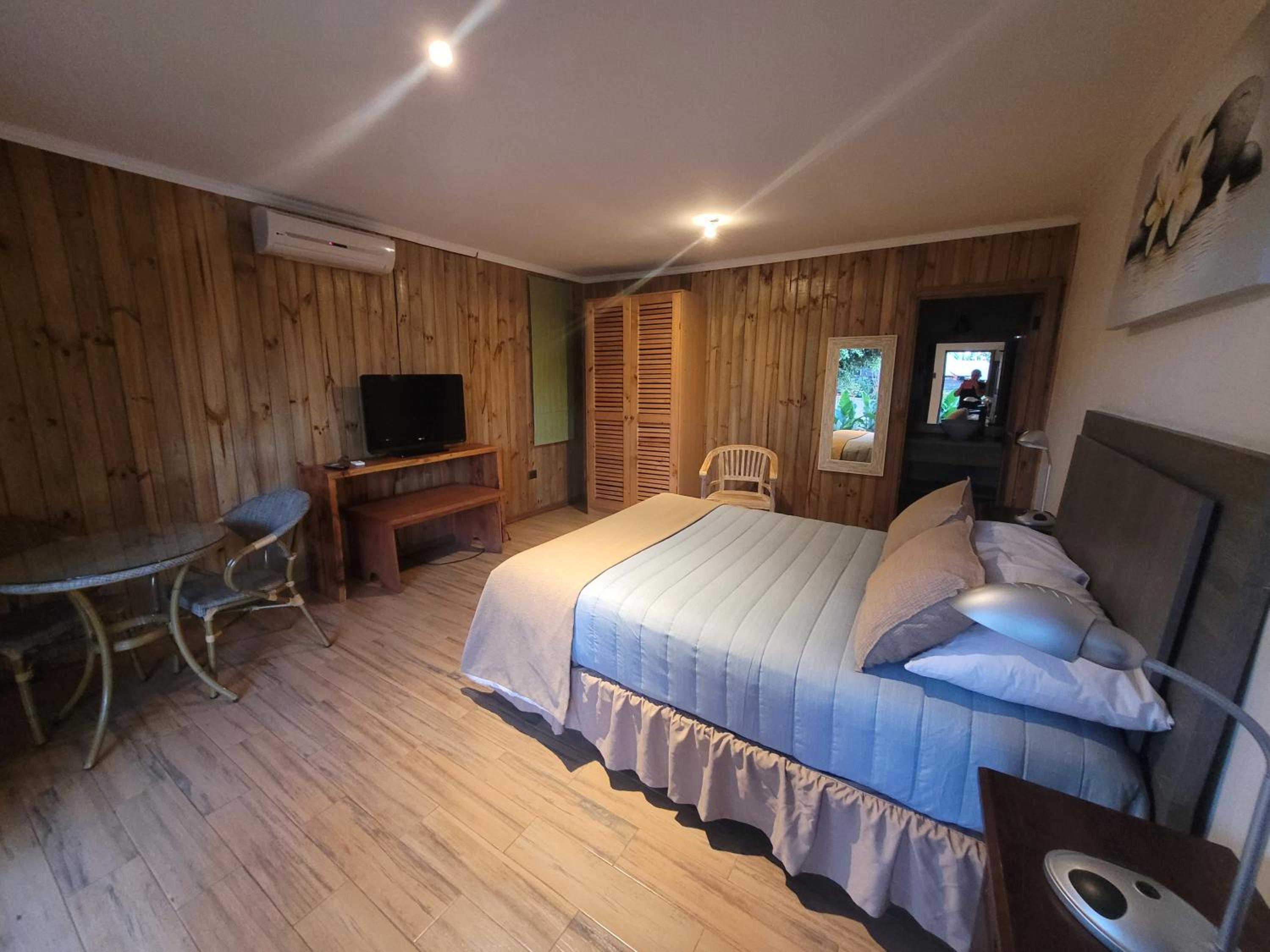 Double Room With Private Bathroom photo 2