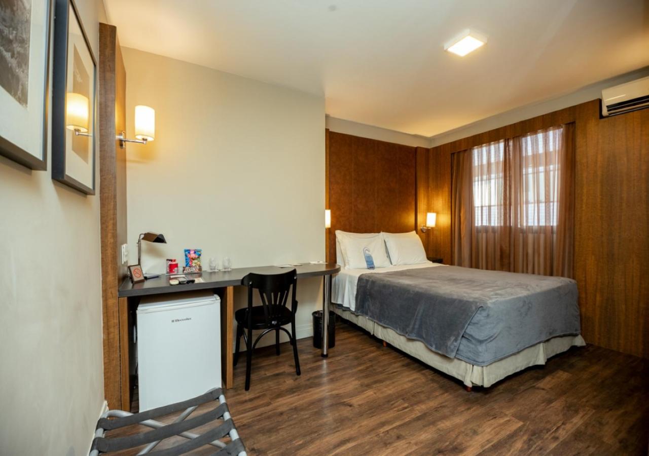 Executive Room with Double Bed - Photo 11