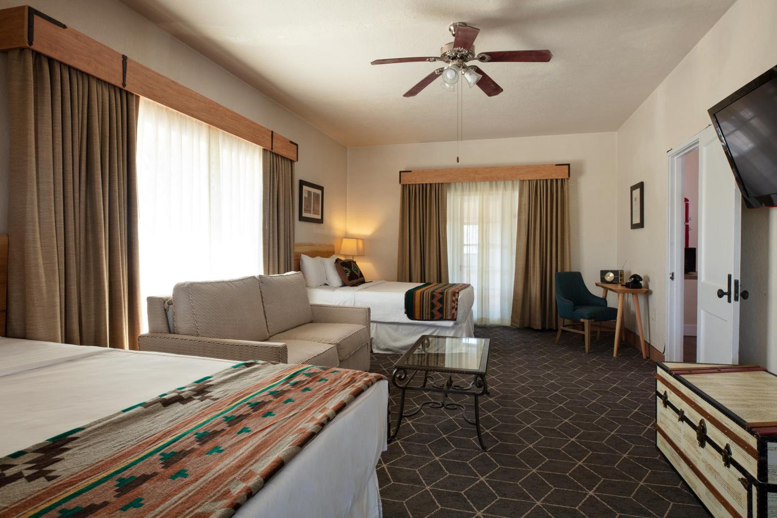 Family Suite photo 2