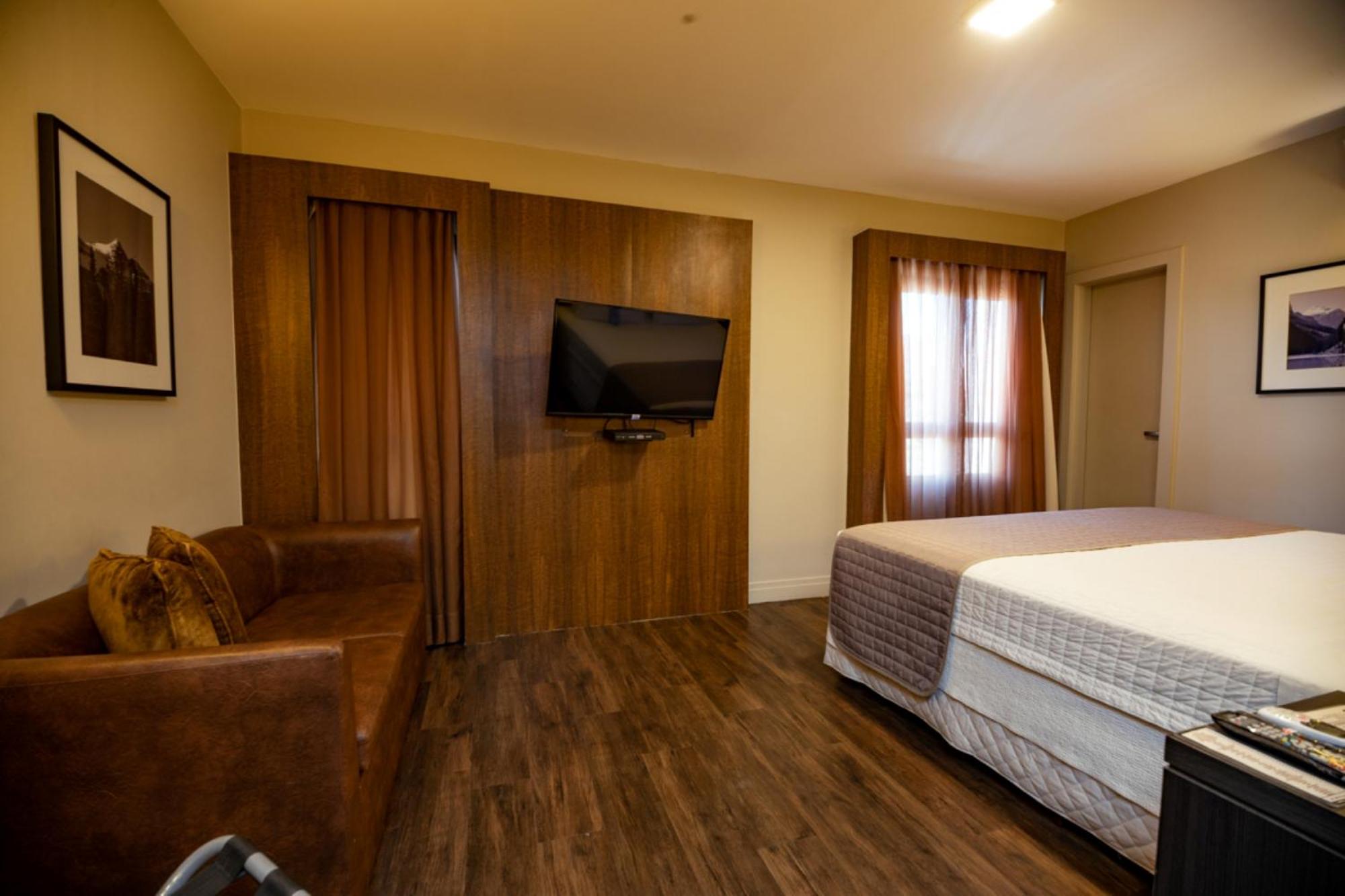 Luxury Room with Double Bed - Photo 5