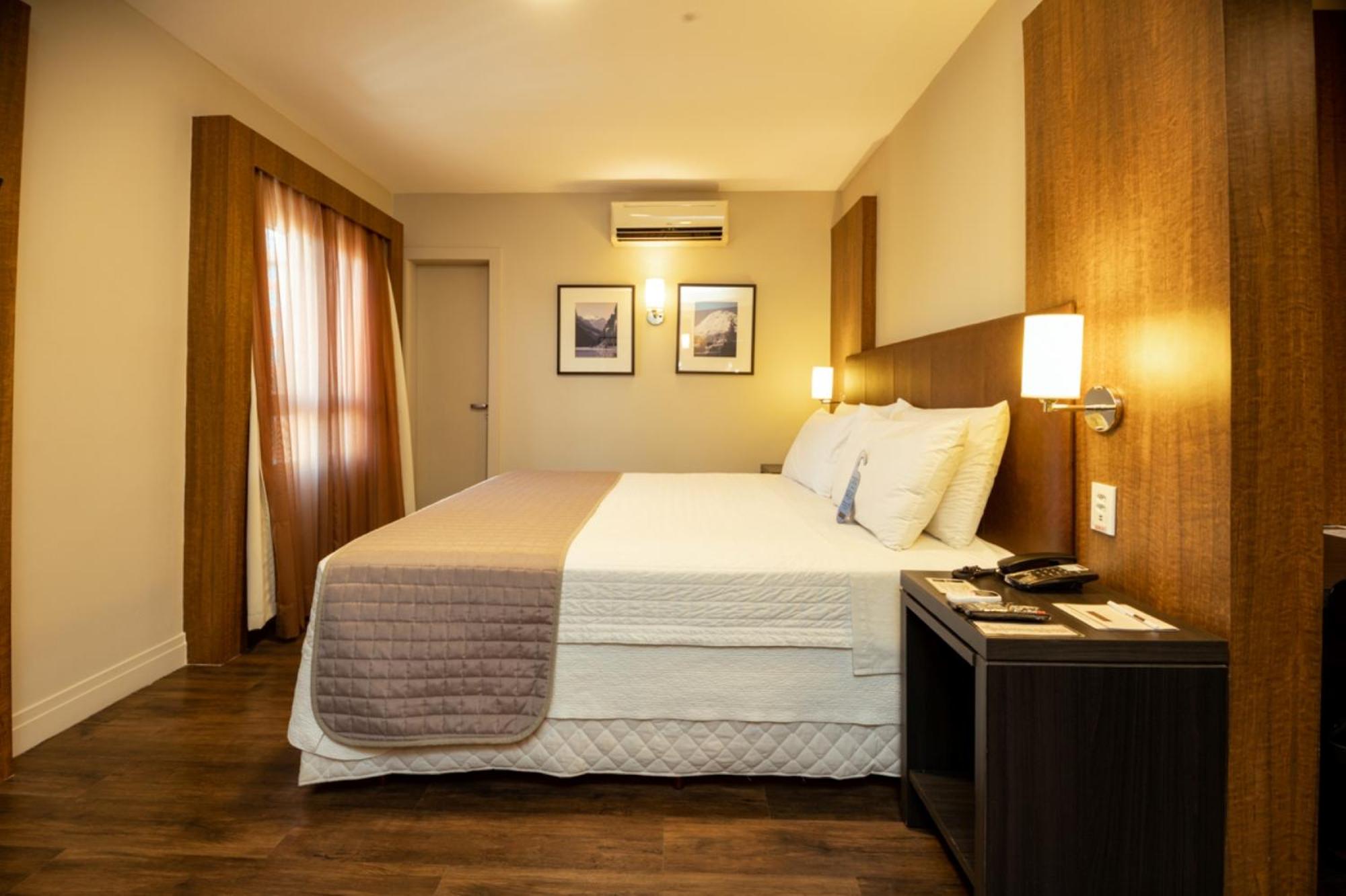 Luxury Room with Double Bed - Photo 1