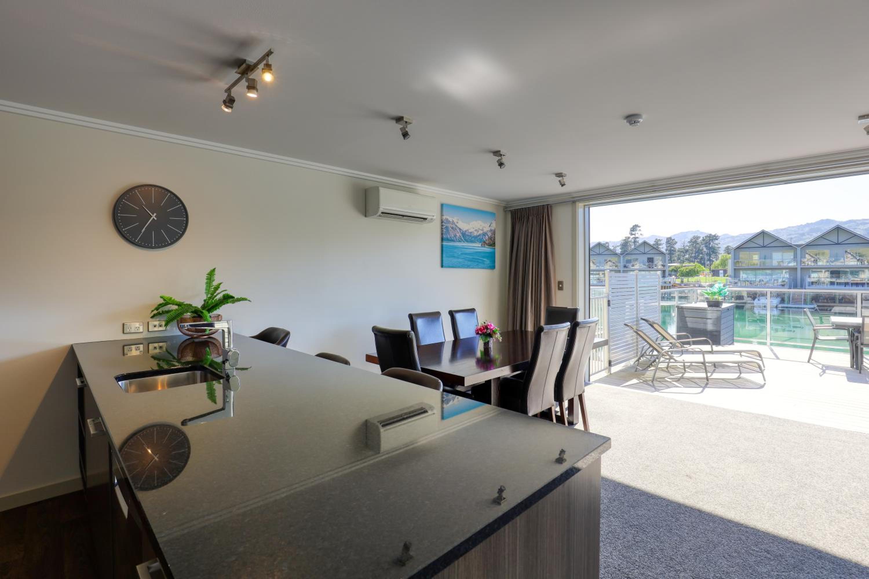 One-Bedroom Villa - Ground Floor (With Kitchen) - Photo 6