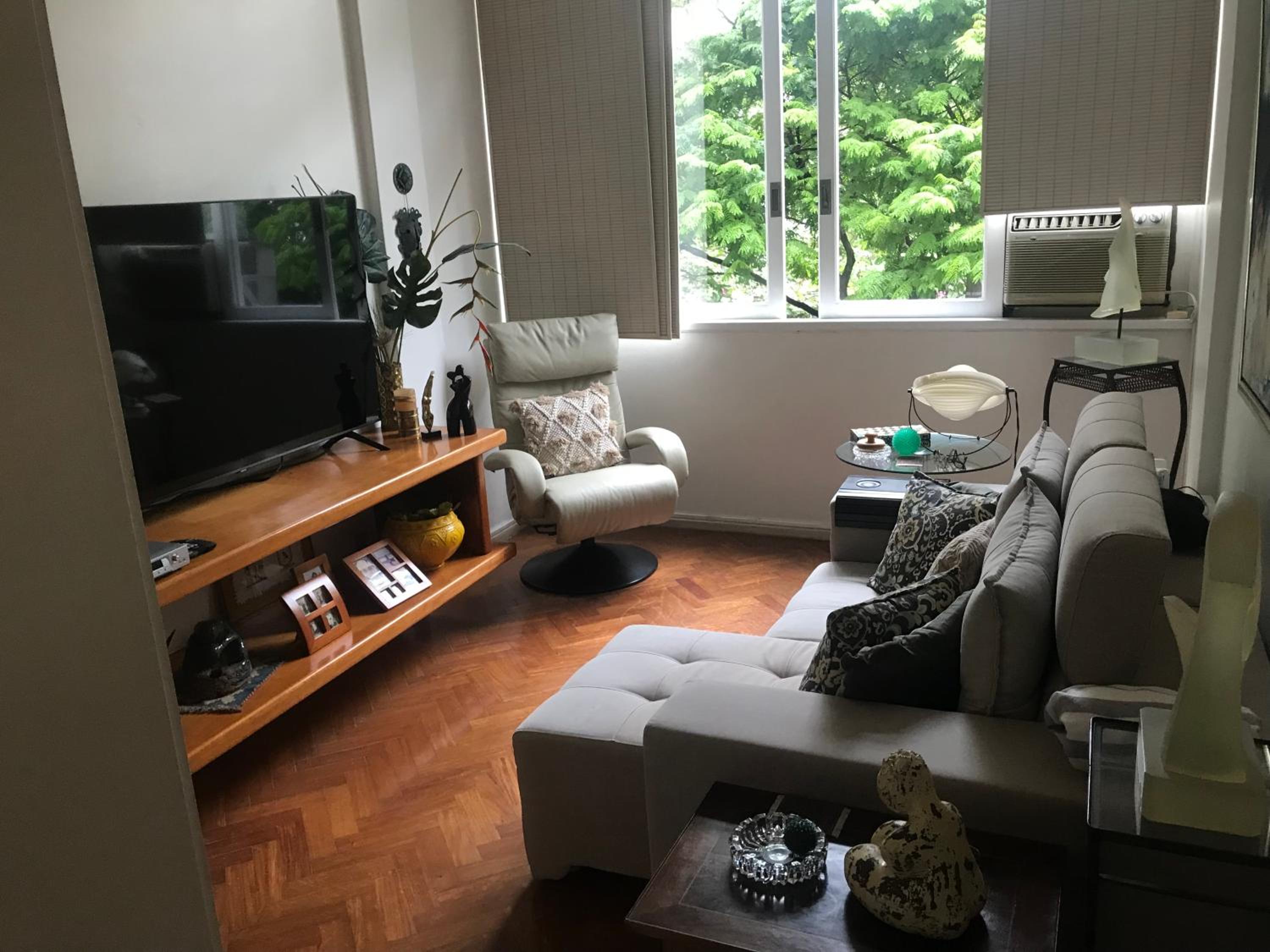 Apartment - Photo 1