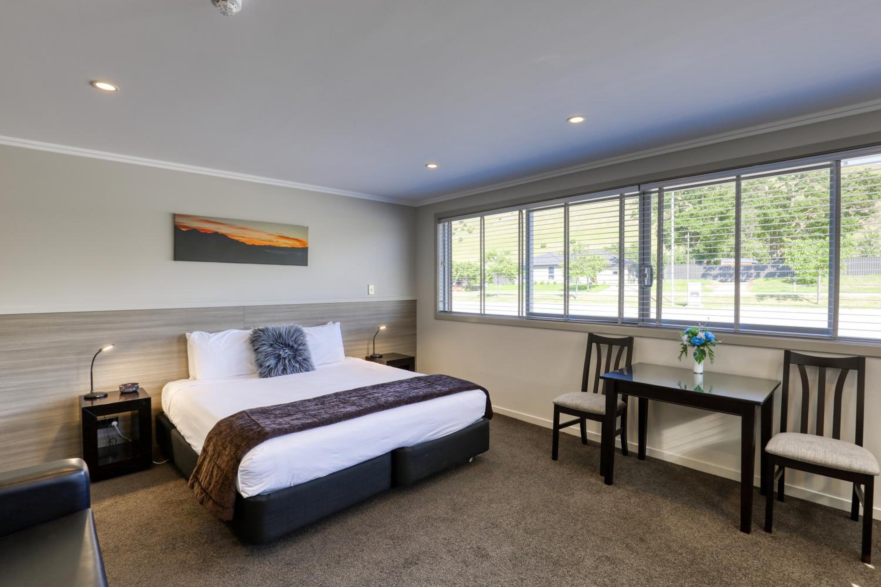 Mountain View Studio - Ground Floor - Photo 1