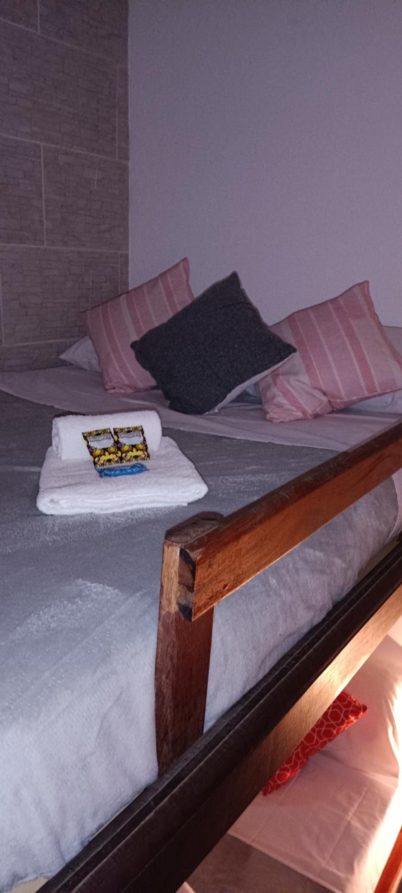 Triple Room - Photo 13