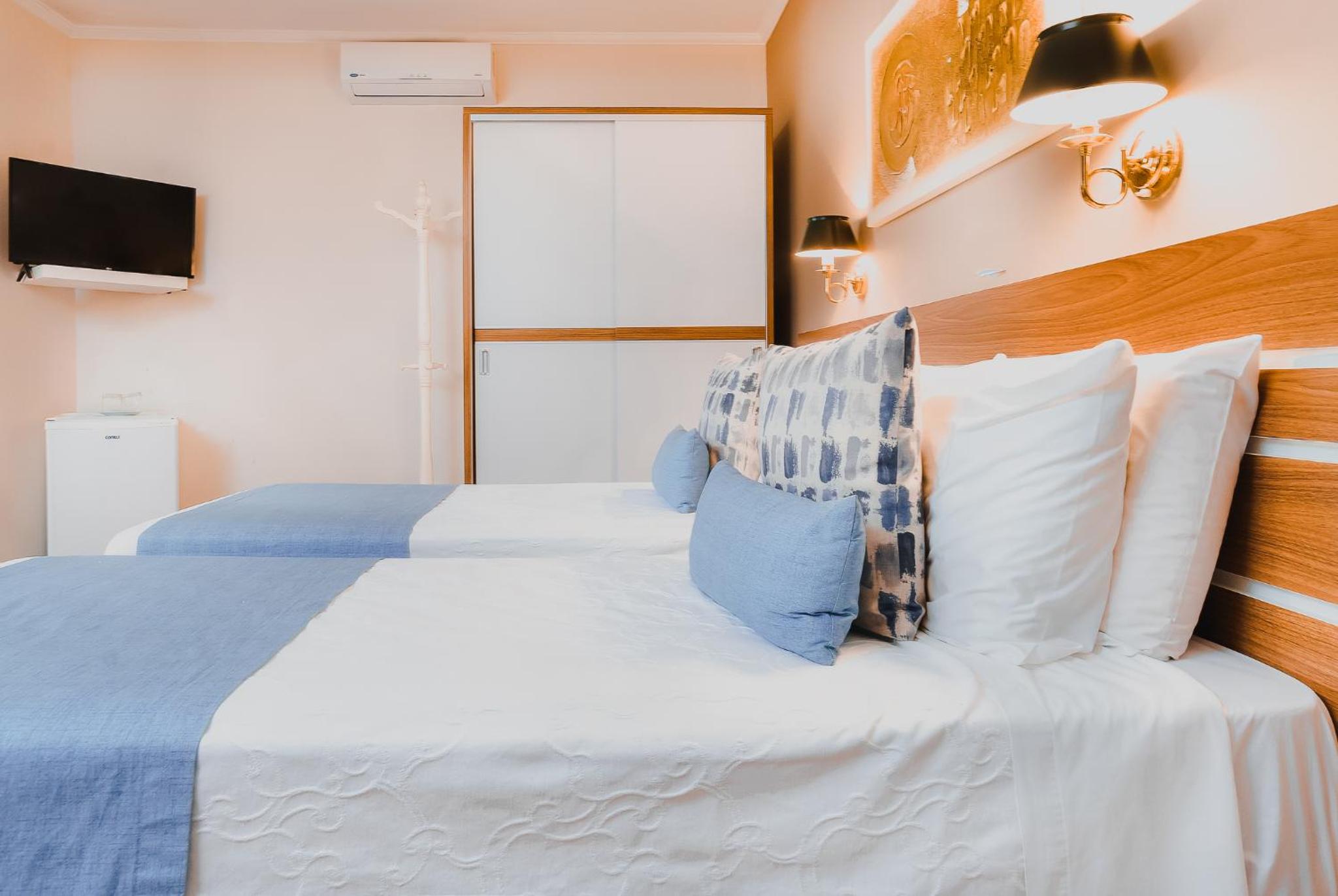Standard Quadruple Room photo 2