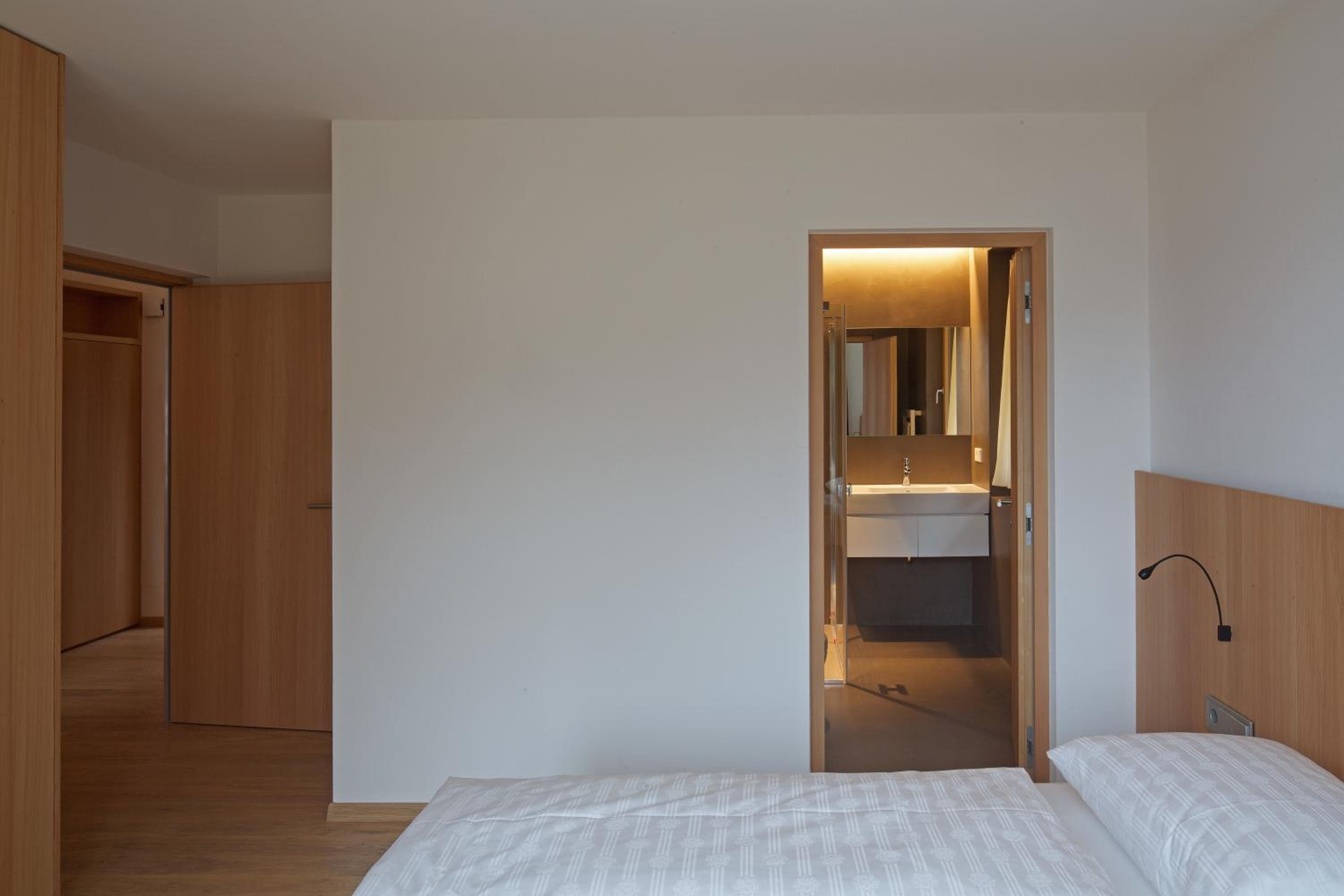 Two-Bedroom Apartment (4 Adults) photo 2