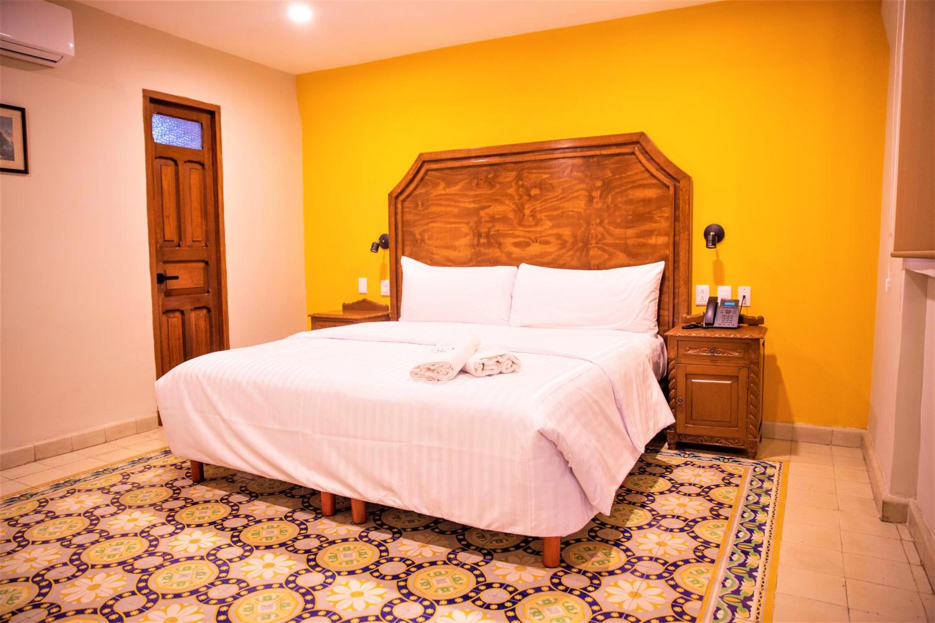Standard King Room