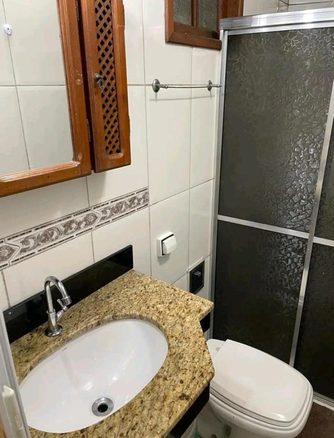 One-Bedroom House - Photo 14
