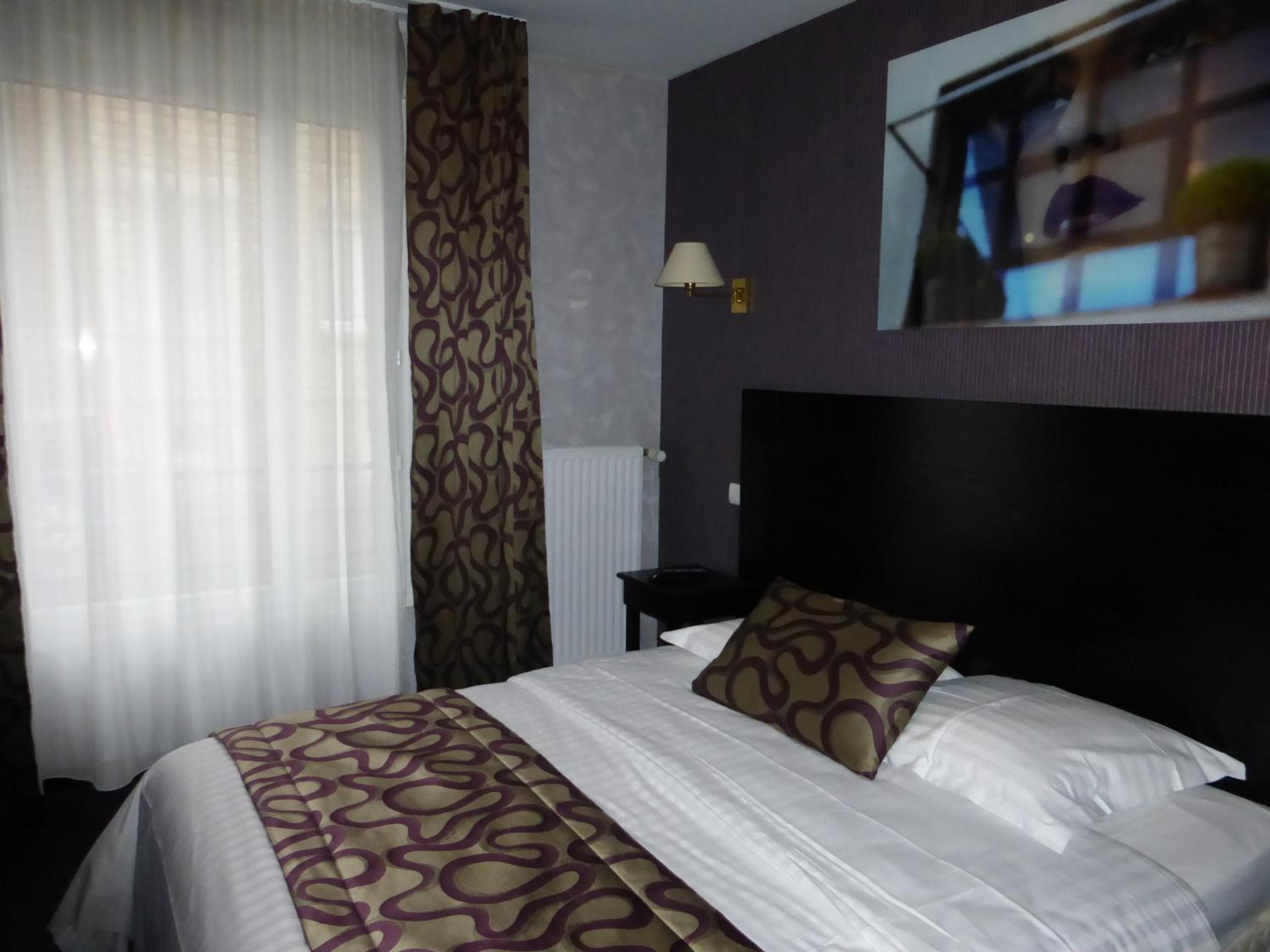 Superior Double or Twin Room - Photo 3