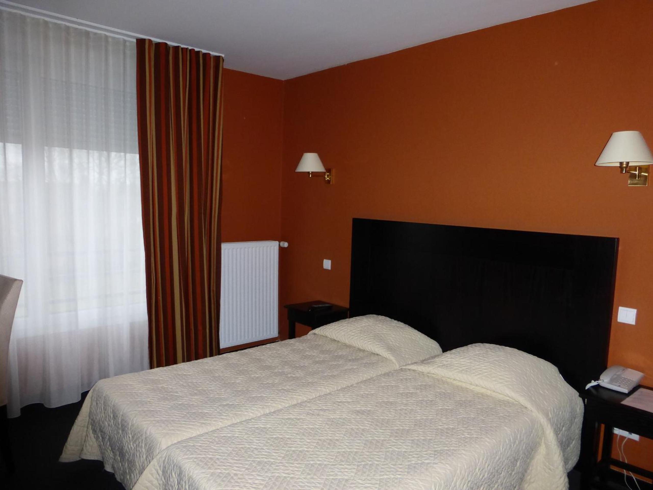 Superior Double or Twin Room - Photo 8