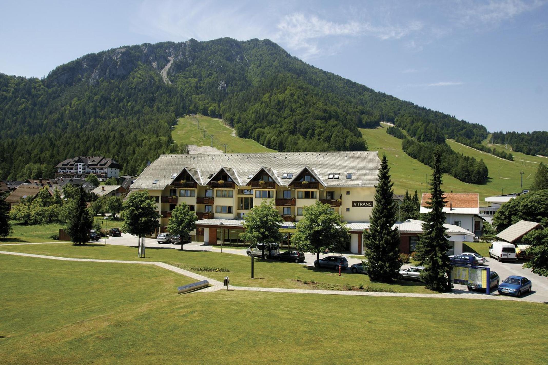 Special Offer - One-Bedroom Apartment (2-4 Adults) with Easter Package photo 3