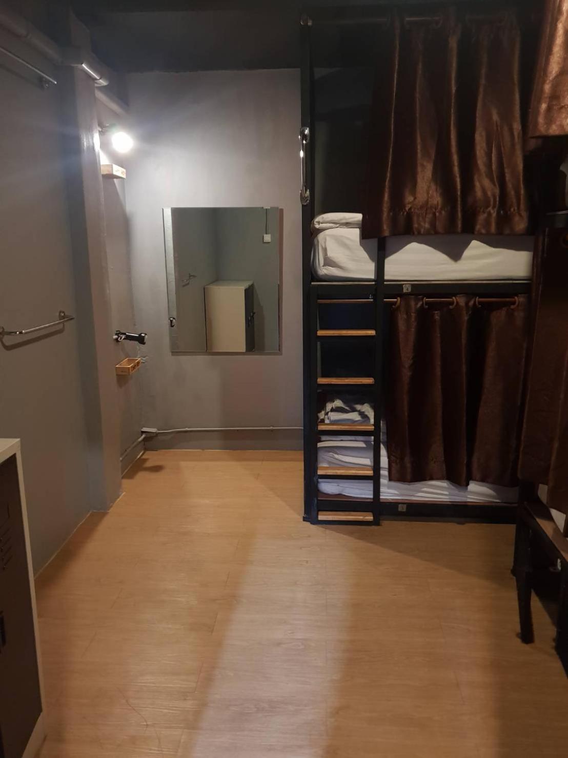 Bed in 4-Bed Female Dormitory Room photo 1