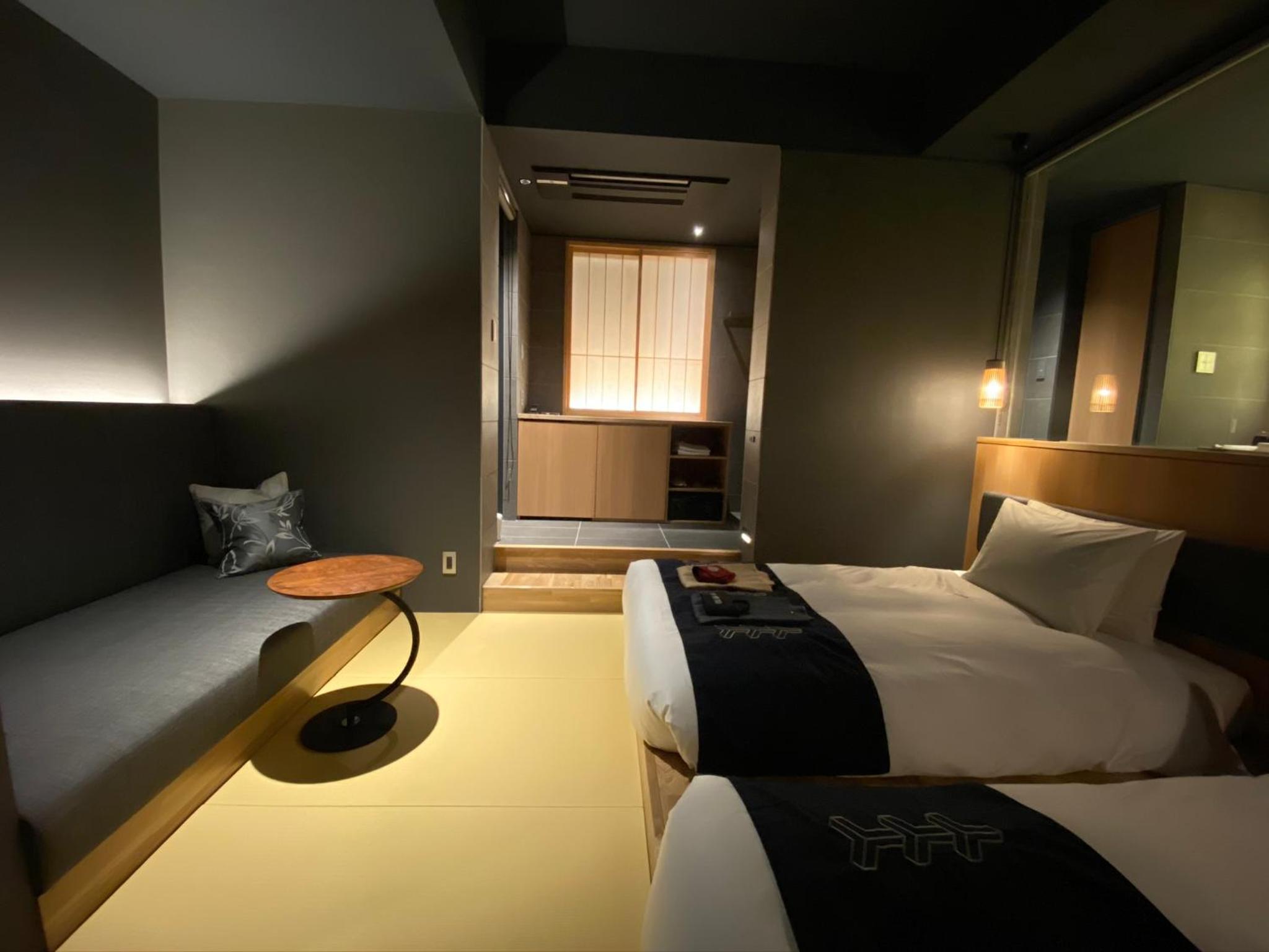 Exective Twin Room witn Open-Air Bath - Photo 10