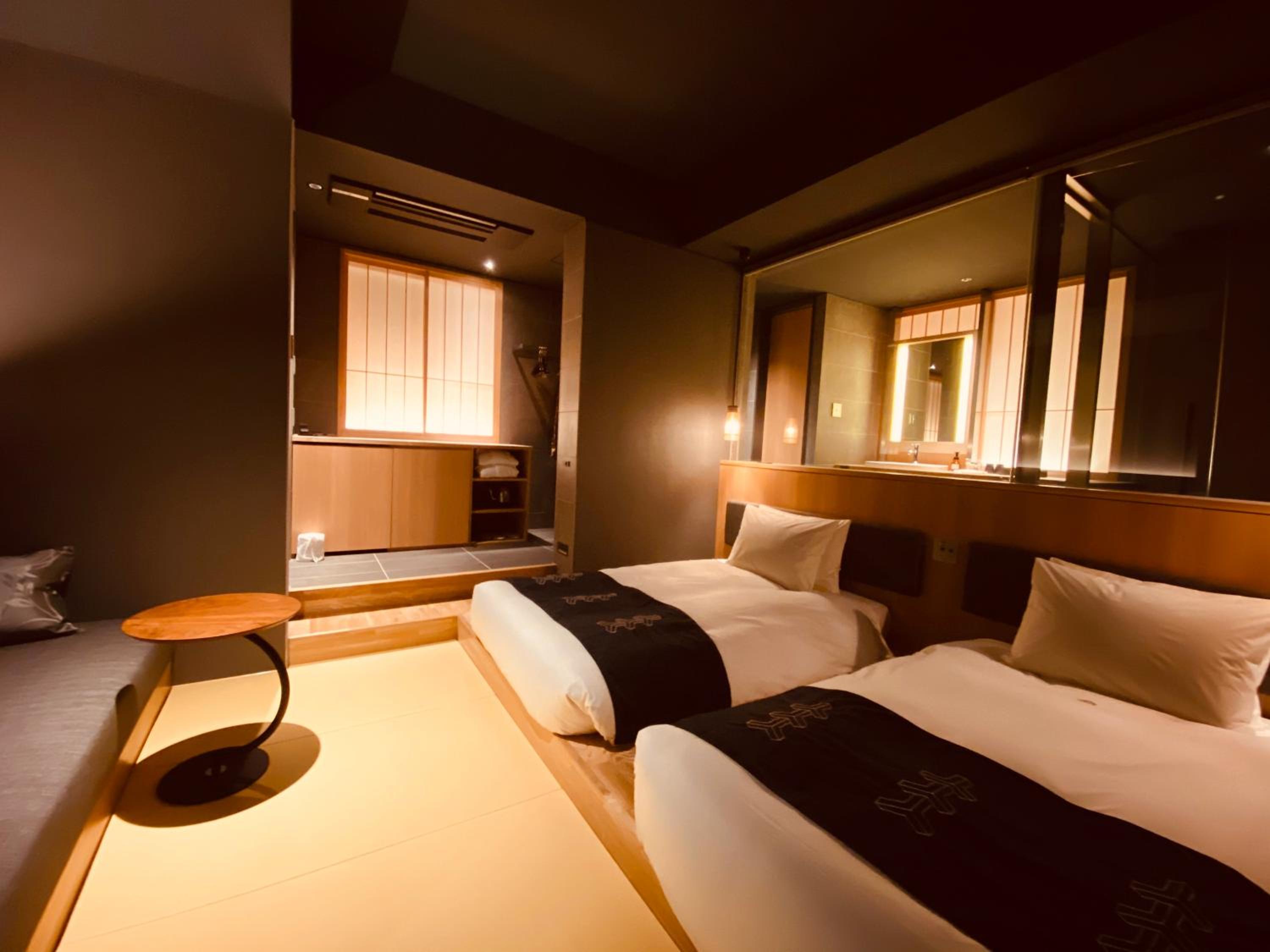Exective Twin Room witn Open-Air Bath - Photo 11