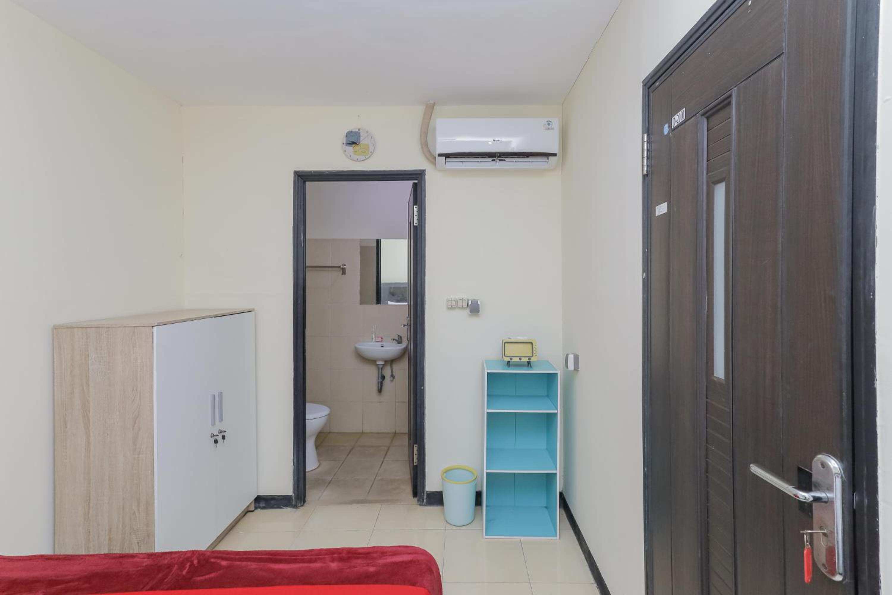 Twin Room - Photo 2