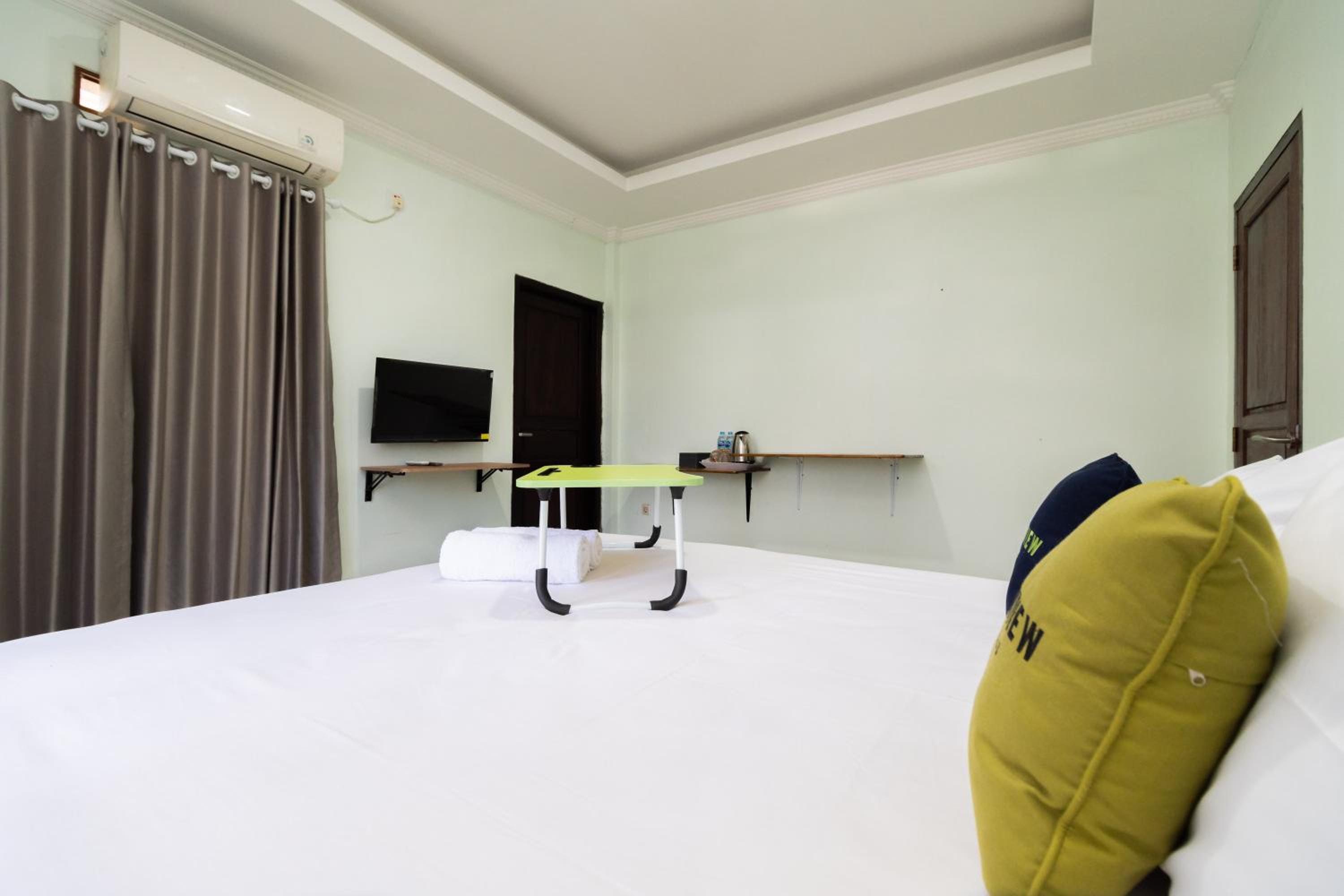 Deluxe Room - Photo 3