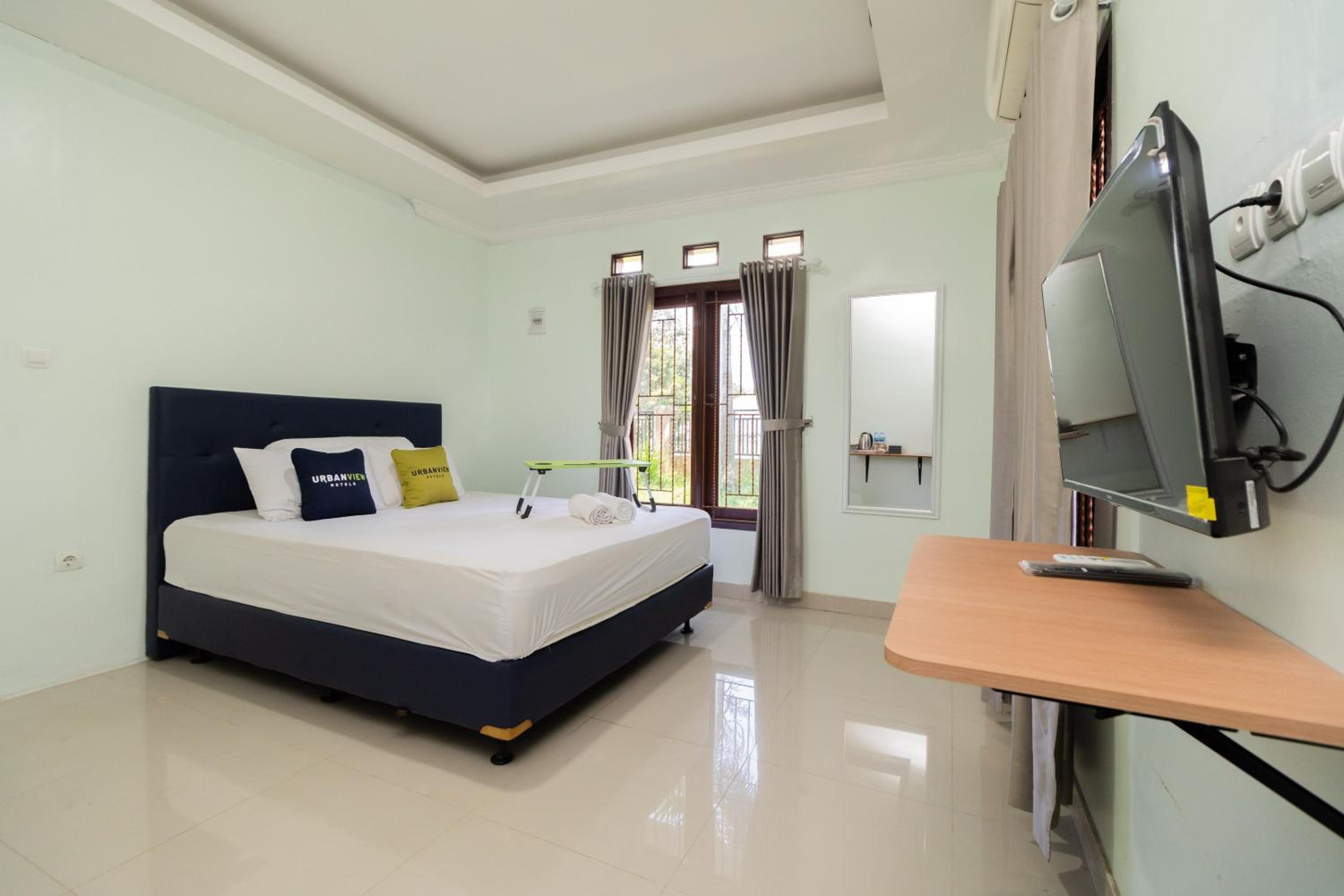 Deluxe Room - Photo 4