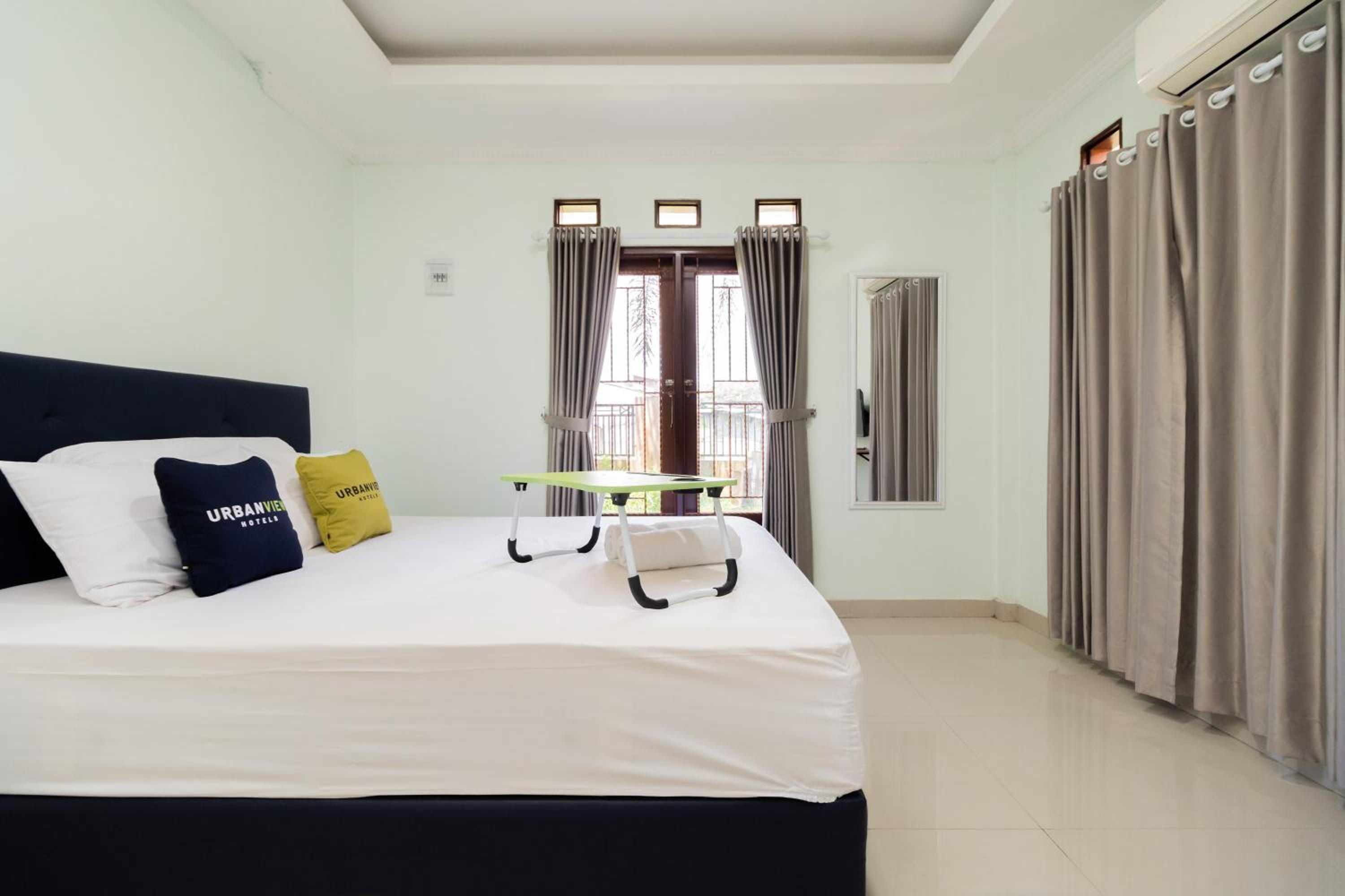 Deluxe Room - Photo 8