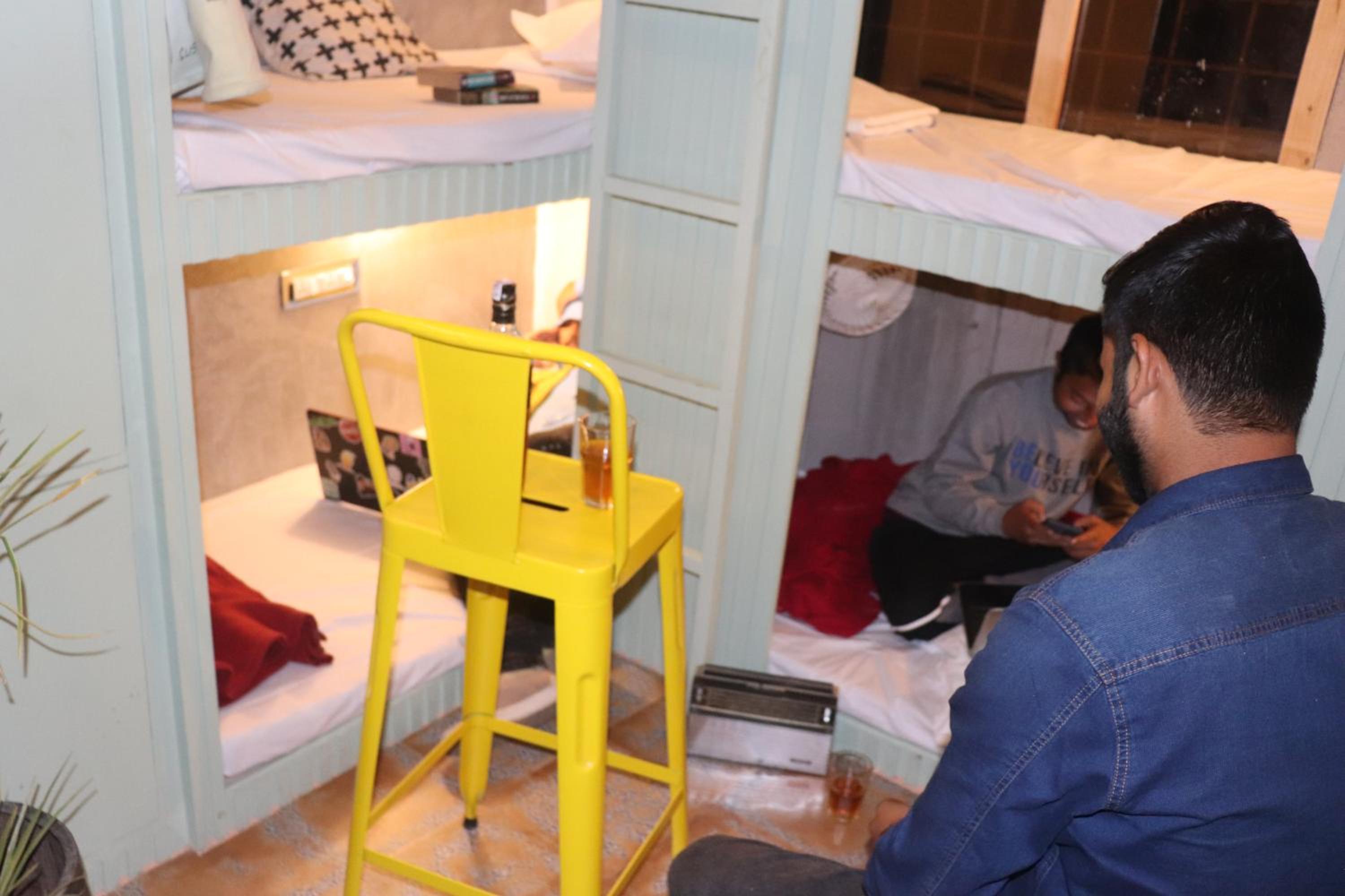 Bed in 6-Bed Mixed Dormitory Room photo 3