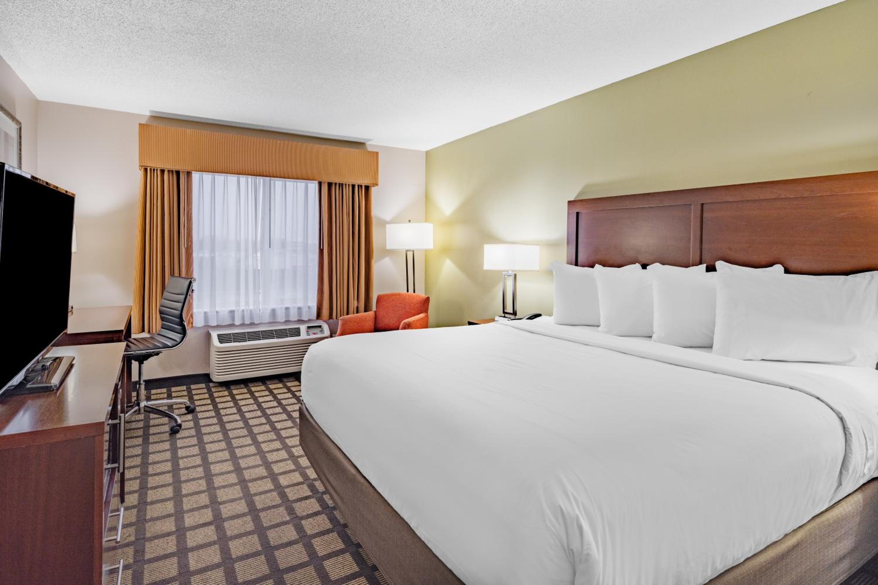 King Room - Disability Access/Non-Smoking - Photo 2