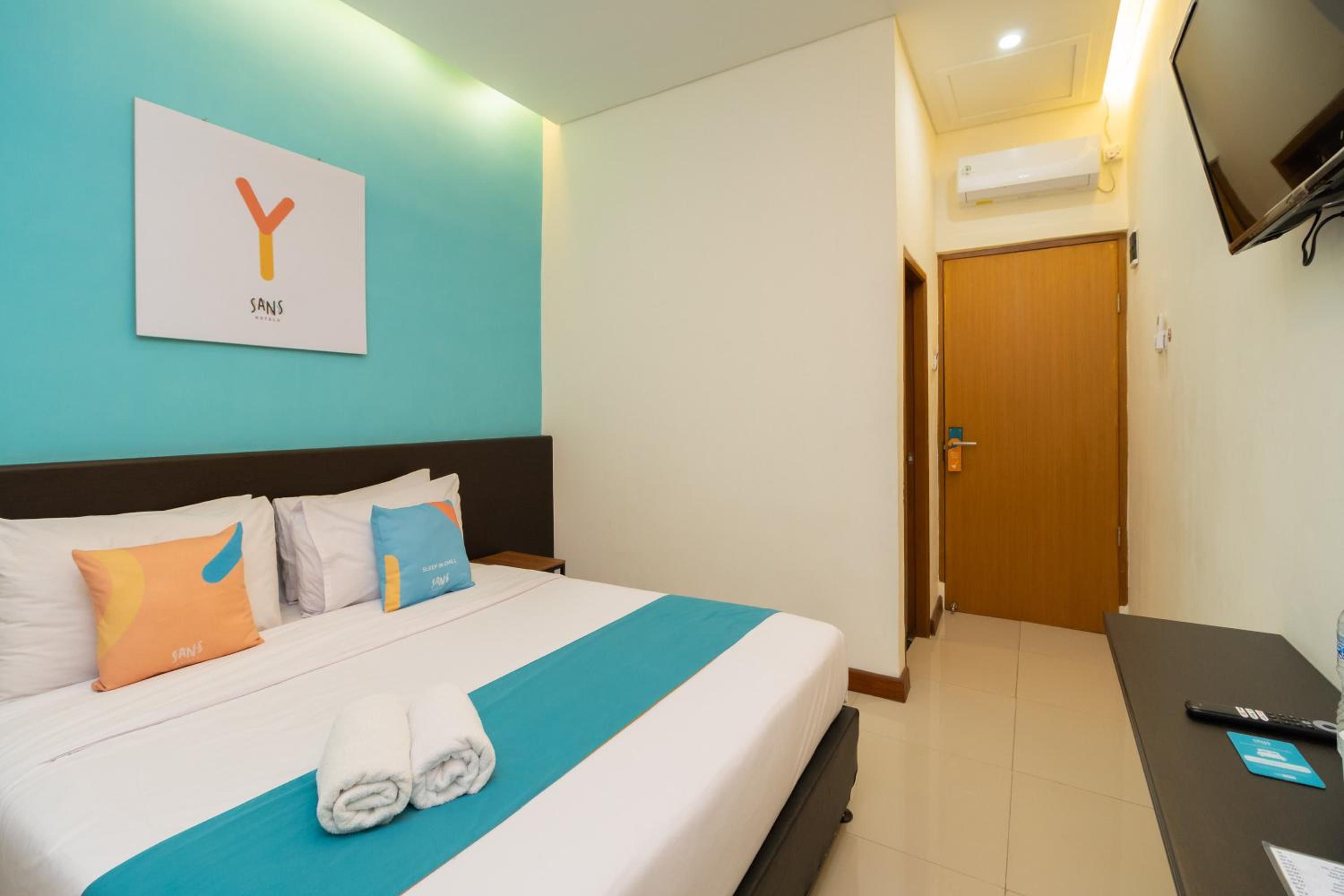 Deluxe Room - Photo 7
