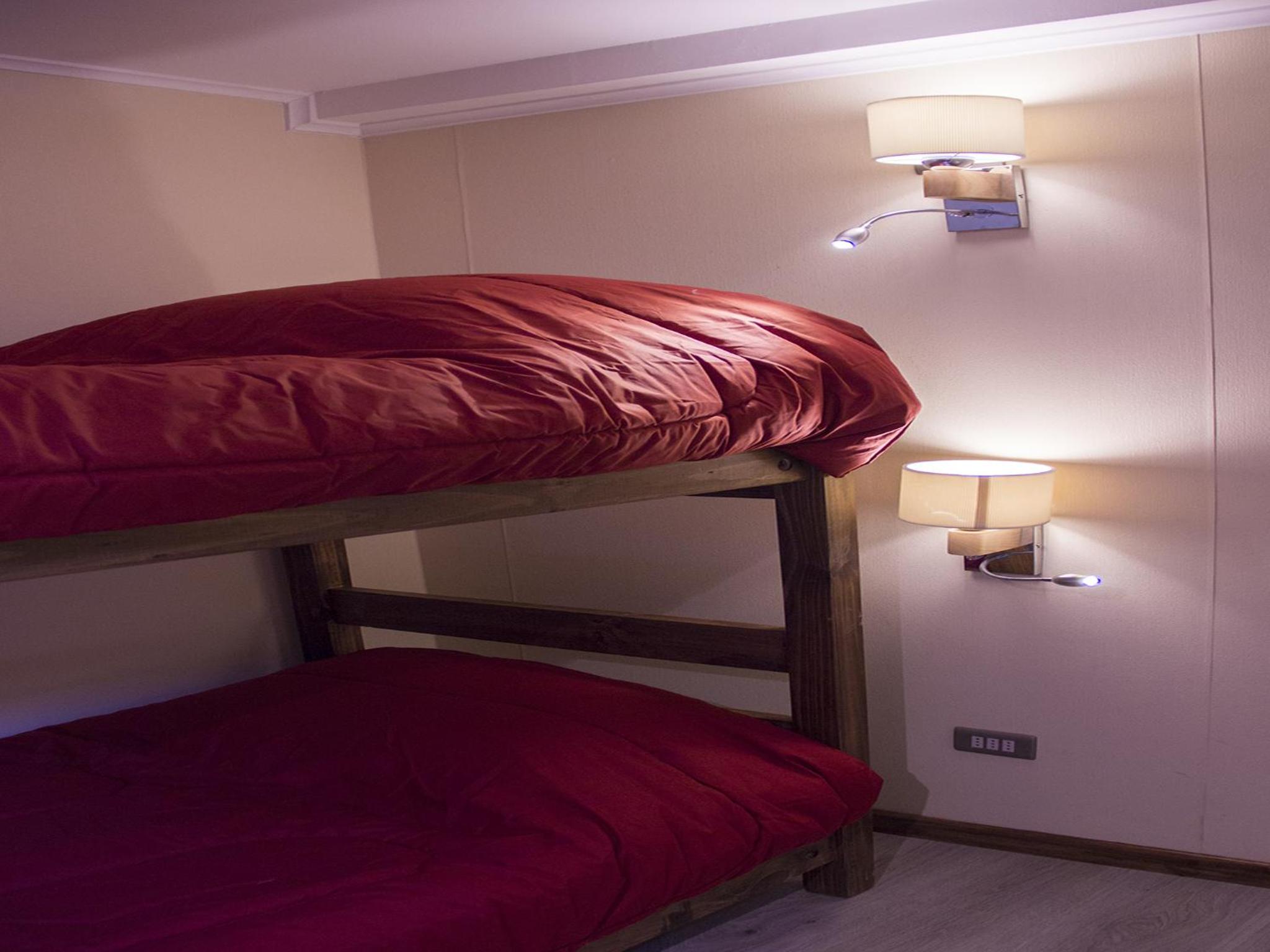 Single Bed in 6-Bed Dormitory Room photo 1