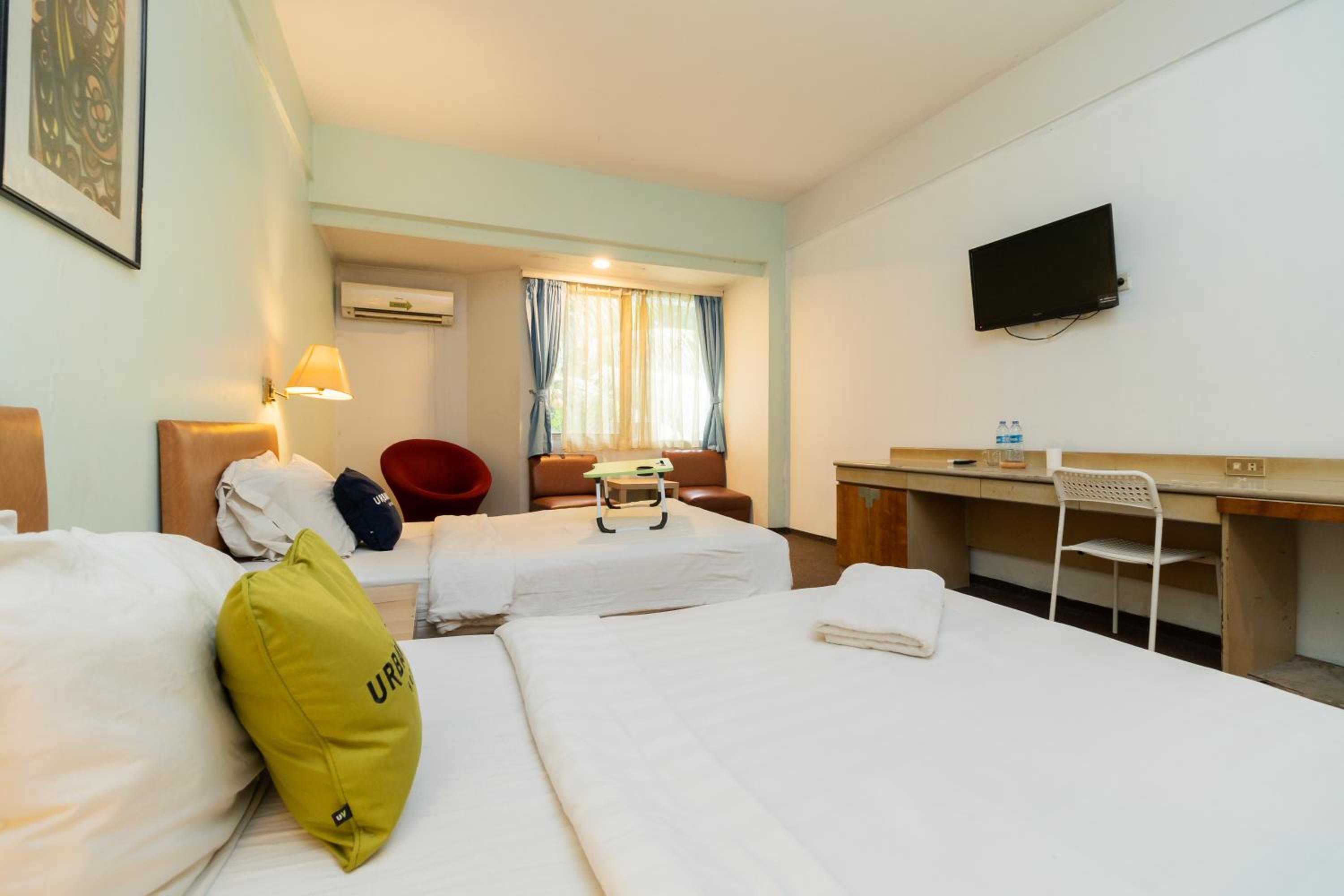 Superior Twin Room - Photo 3