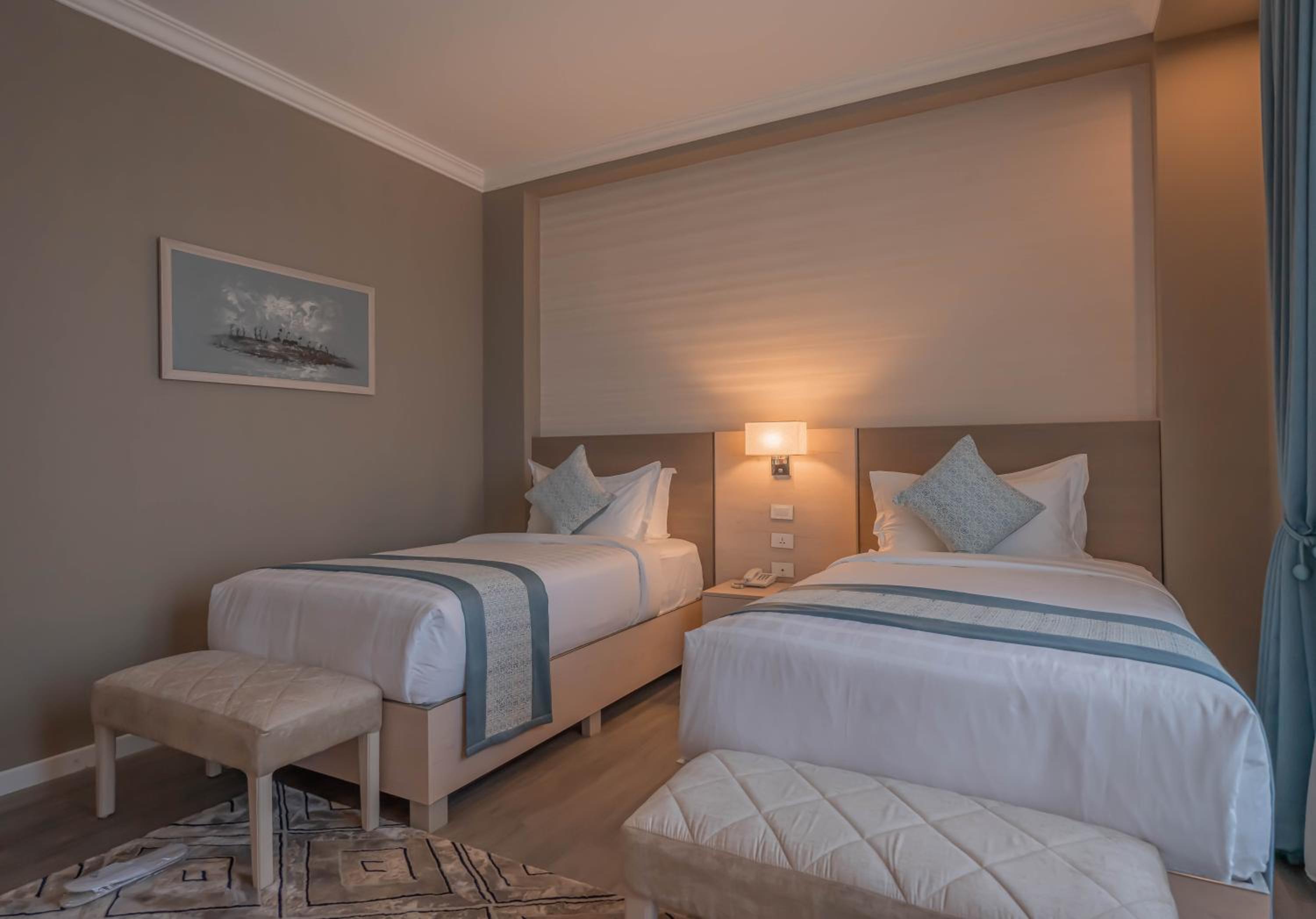 Twin Room - Photo 4
