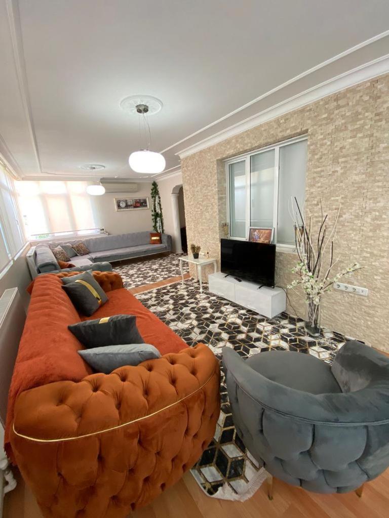 Apartment photo 1