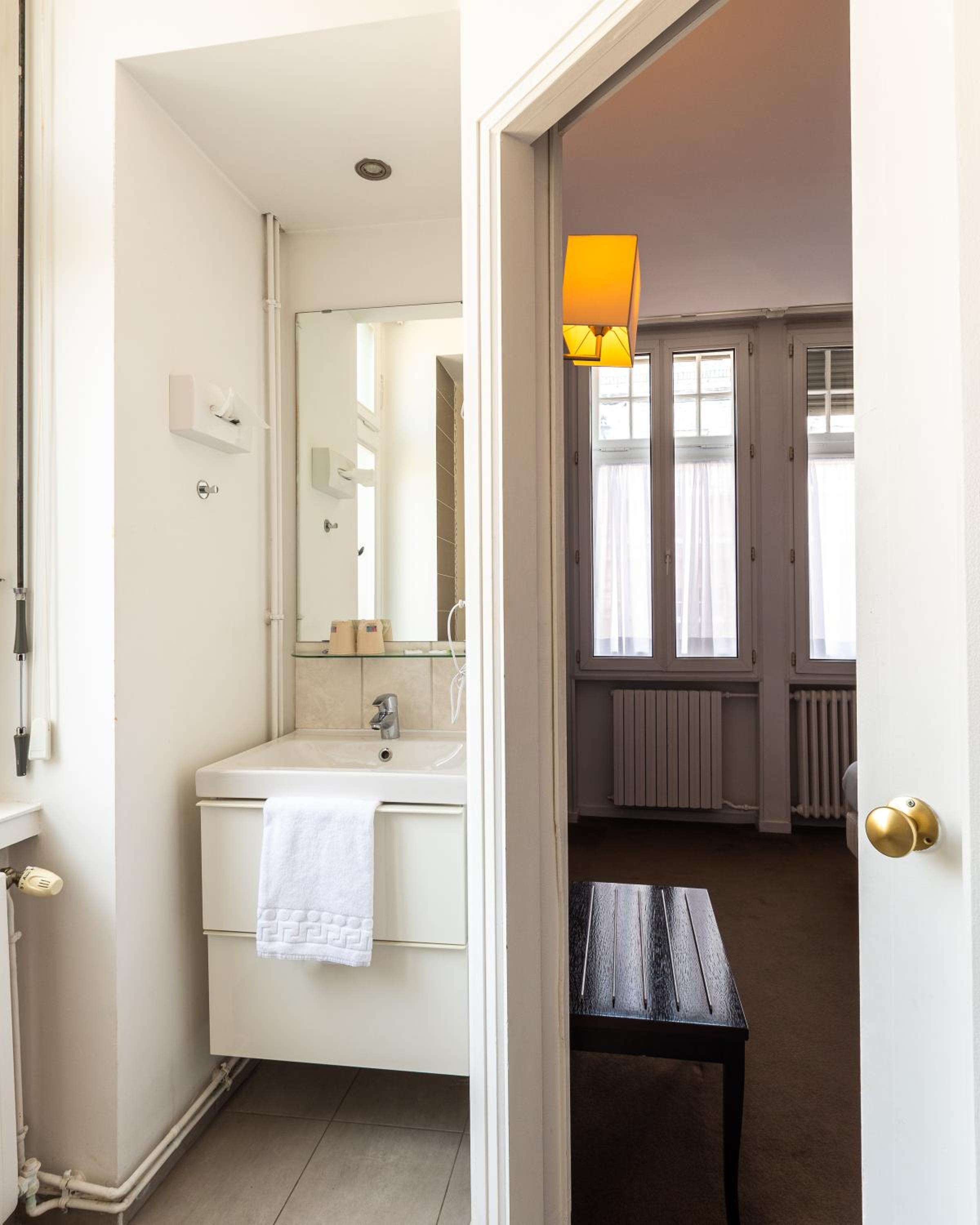 Comfort Twin Room - Photo 6