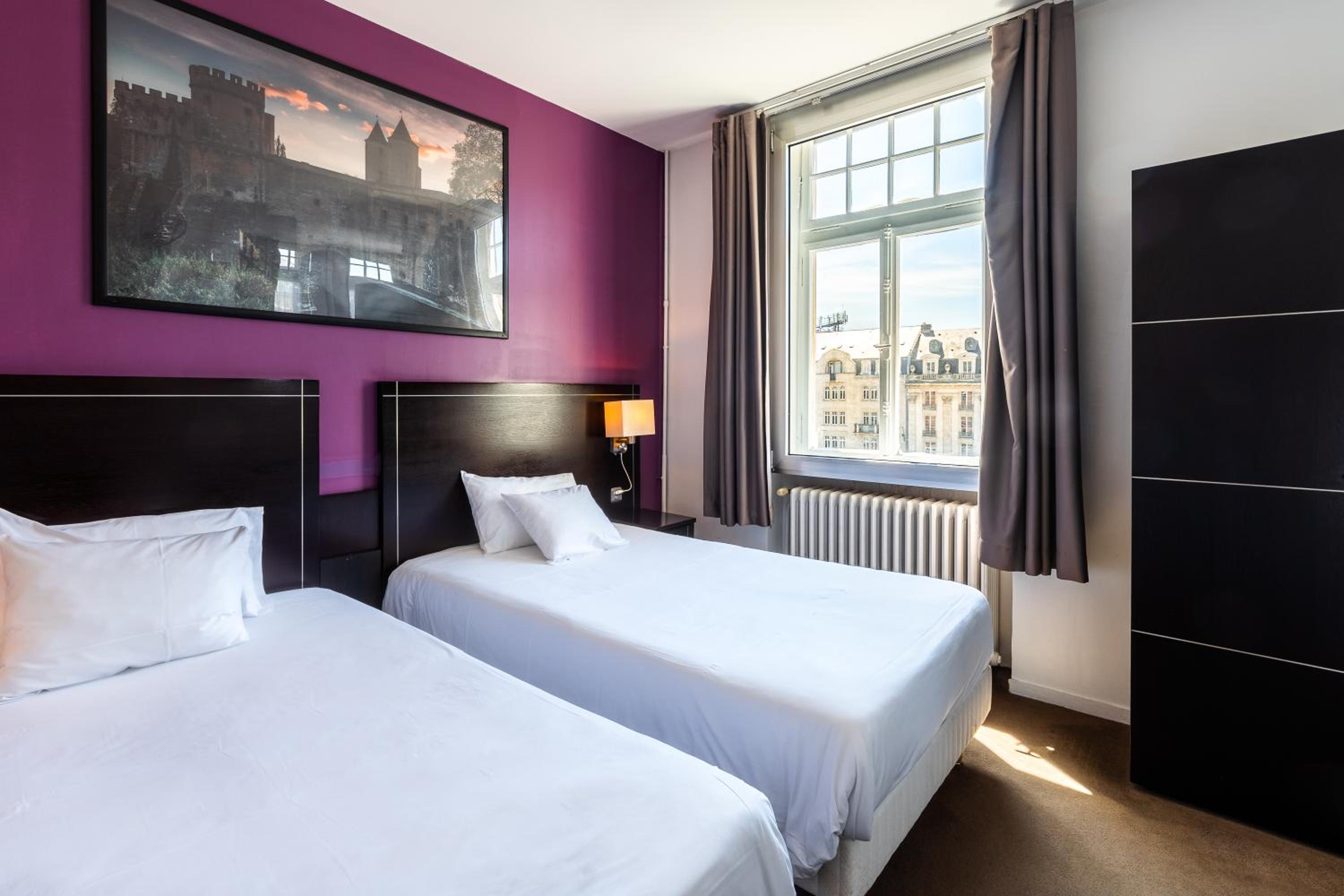 Comfort Twin Room - Photo 18